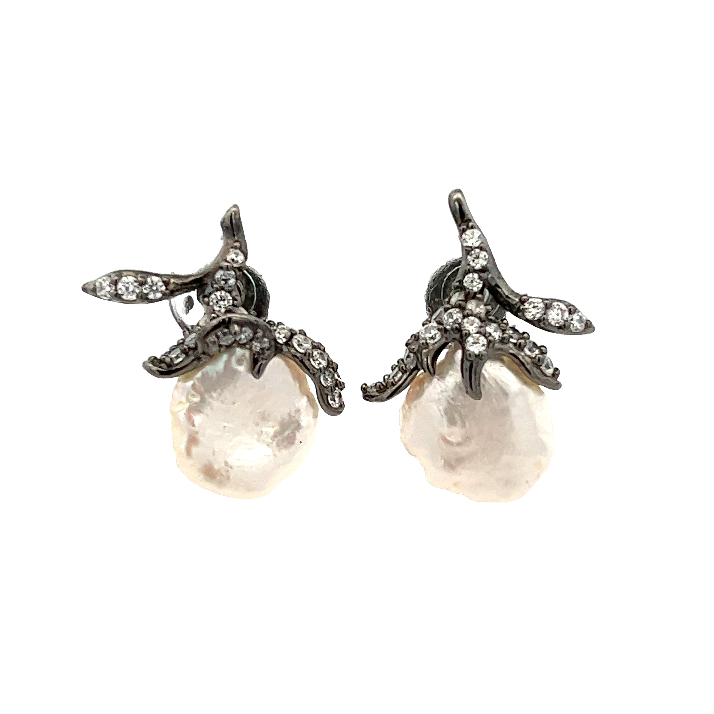 925 CENTER WHITE PEARL EARRINGS