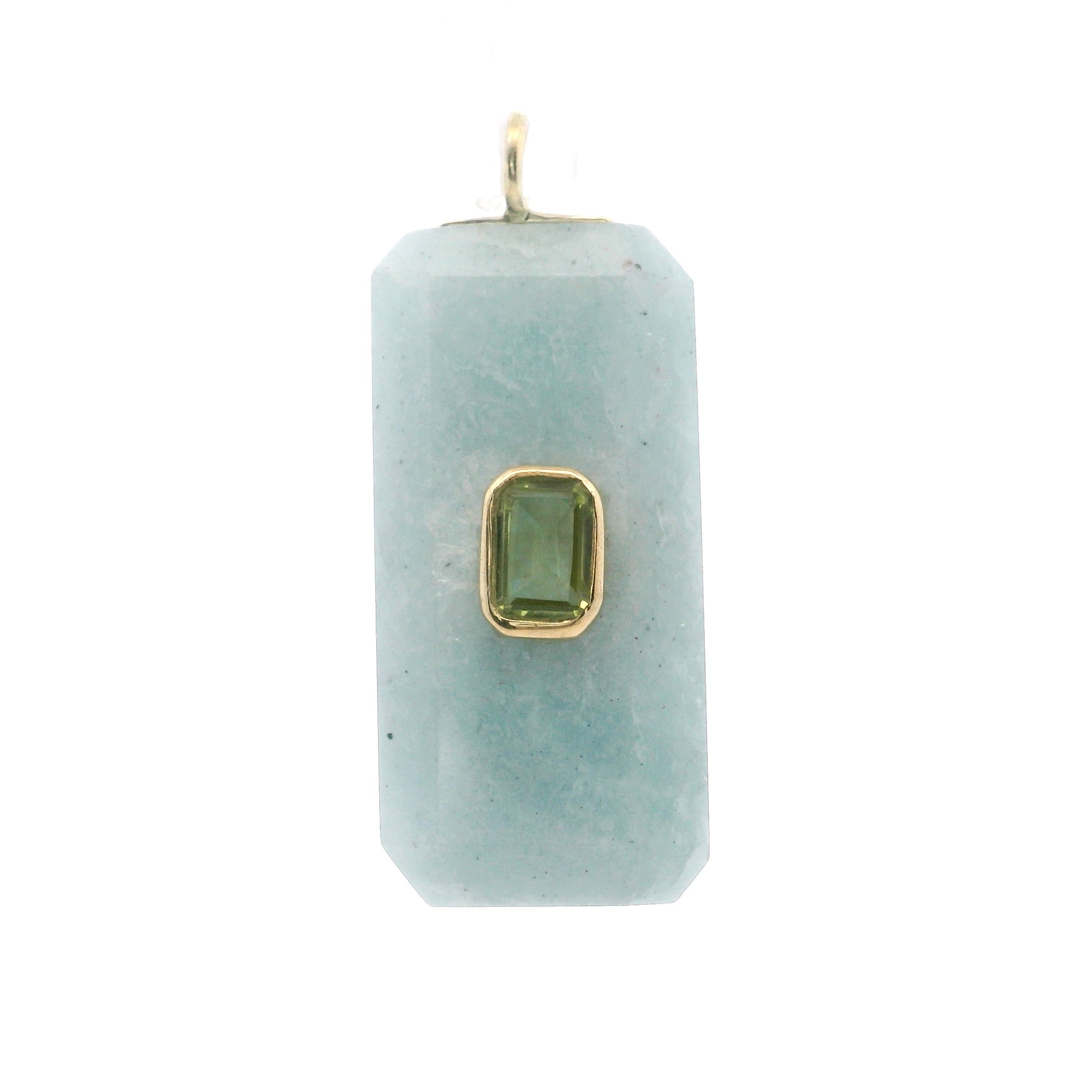 925YG BAGUETTE AQUAMARINE CENTER PERIDOT CHARM