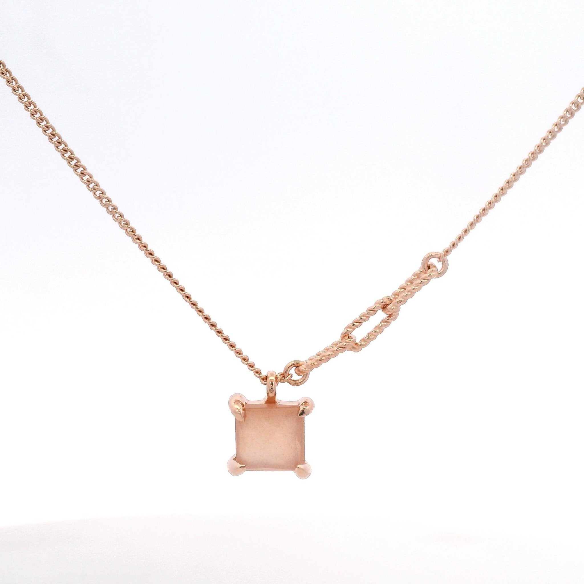 925RG SOLITARY SQUARE MOOSTONE PEACH NECKLACE - C'SANTOS
