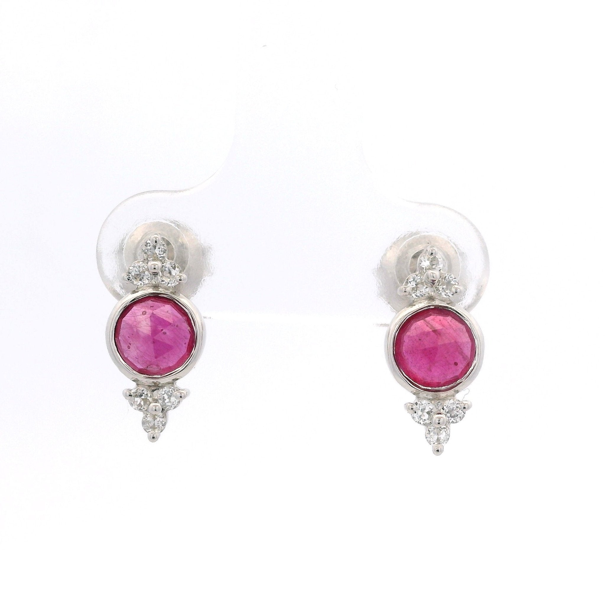 925SL BEZEL RUBY GLASS FILLED WITH POINTS TOPAZ WHITE EARRINGS - C'SANTOS