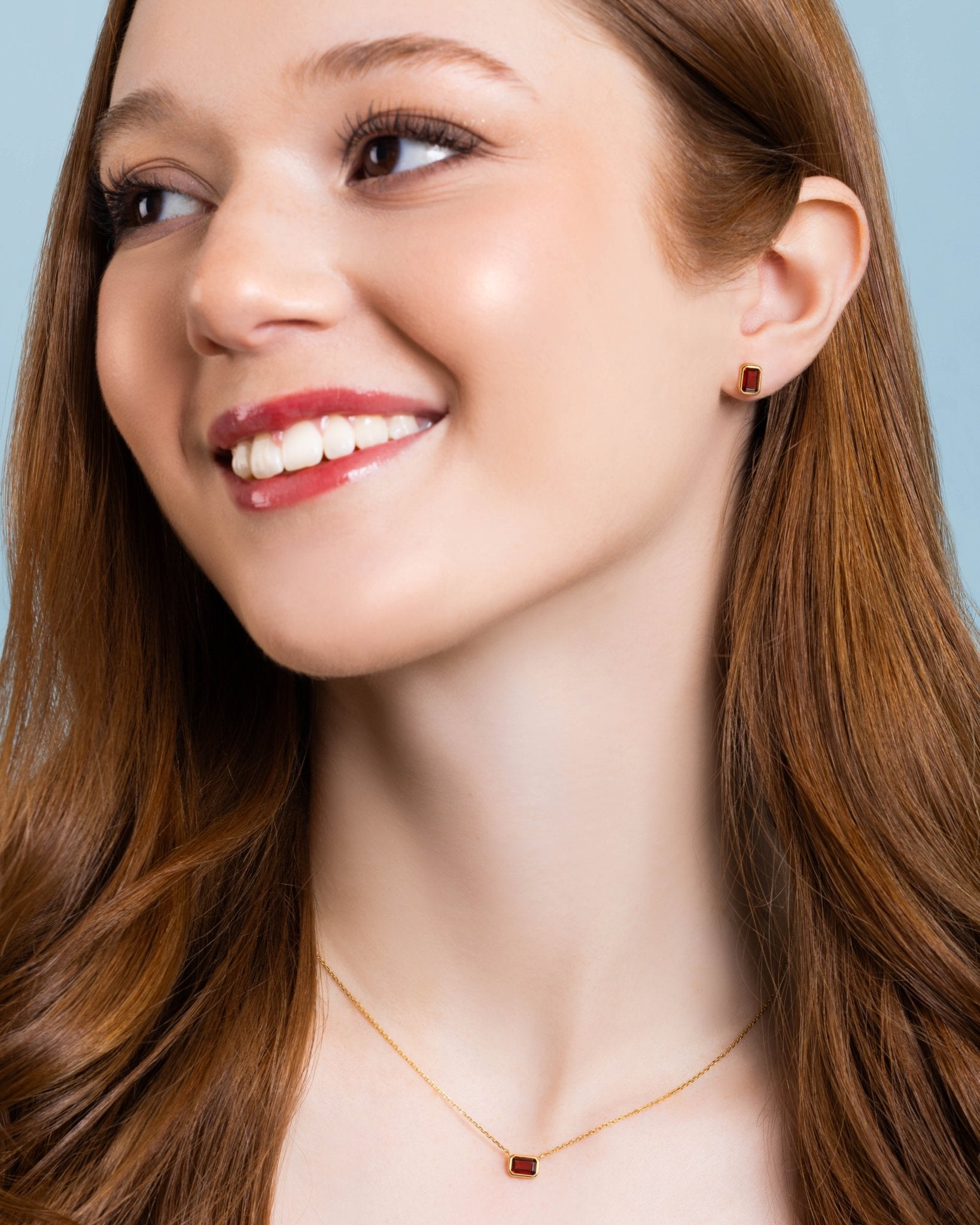 925YG EMERALD SHAPE BEZEL PENDANT GARNET EARRING - C'SANTOS