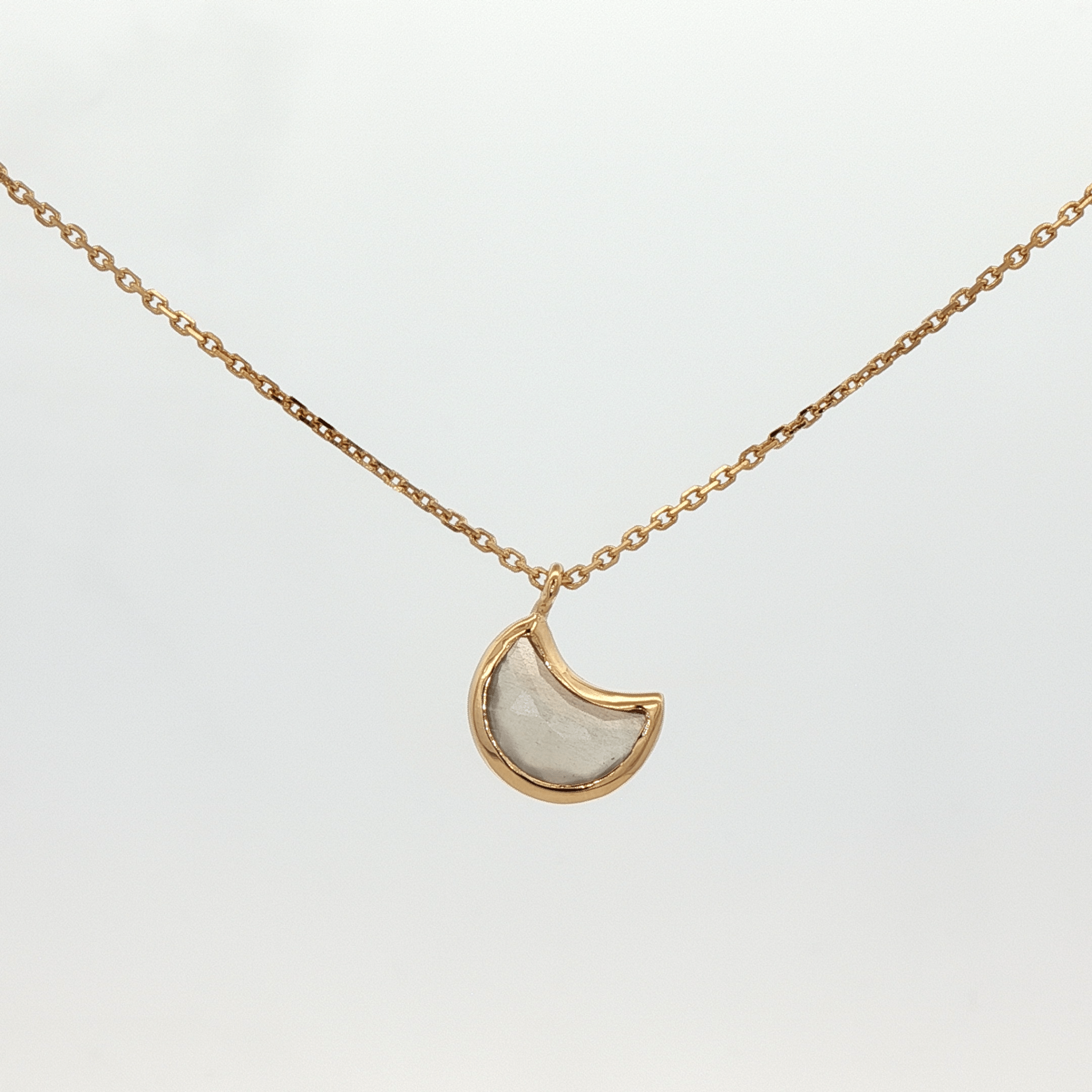 925YG MOON BEZEL MOOSTONE GRAY NECKLACE - C'SANTOS