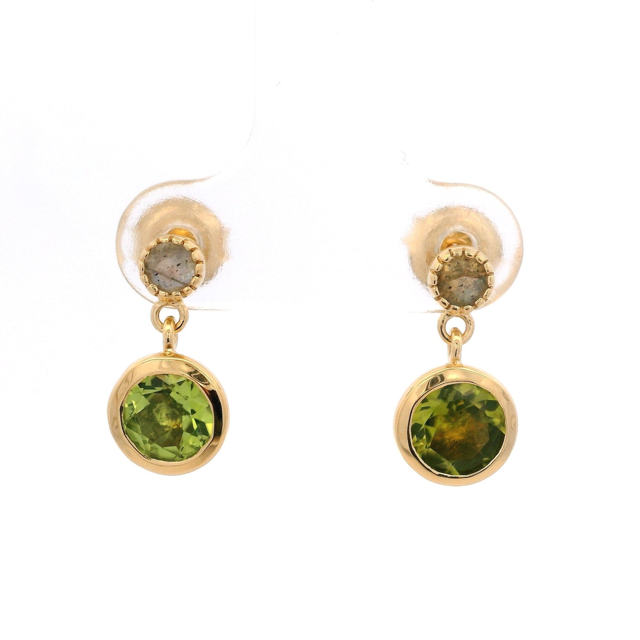 925YG STUD LABRADORITE AND BEZEL DOME PERIDOT EARRINGS - C'SANTOS