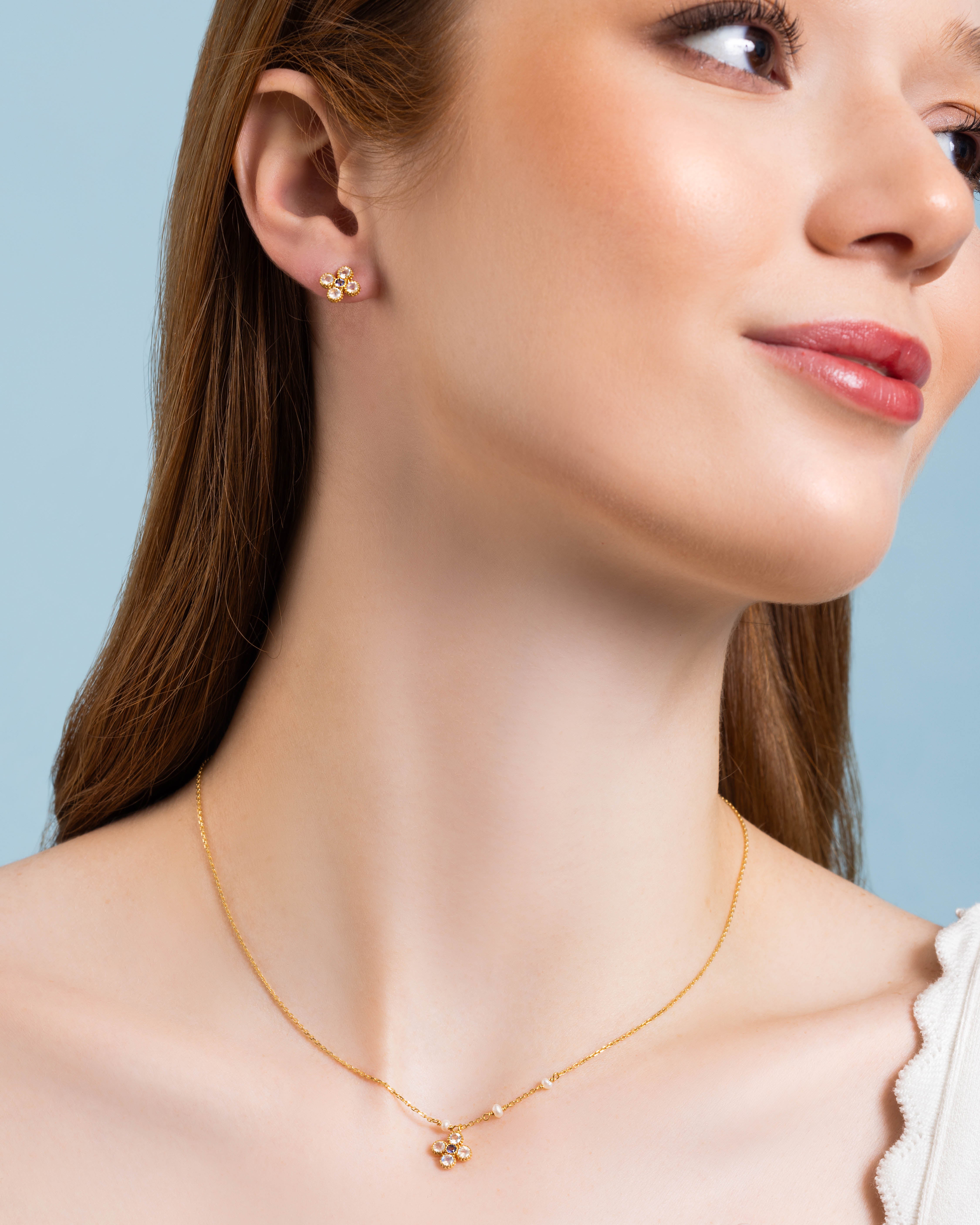 925YG FLOWER MOONSTONE RAINBOW AND PEARLS NECKLACE