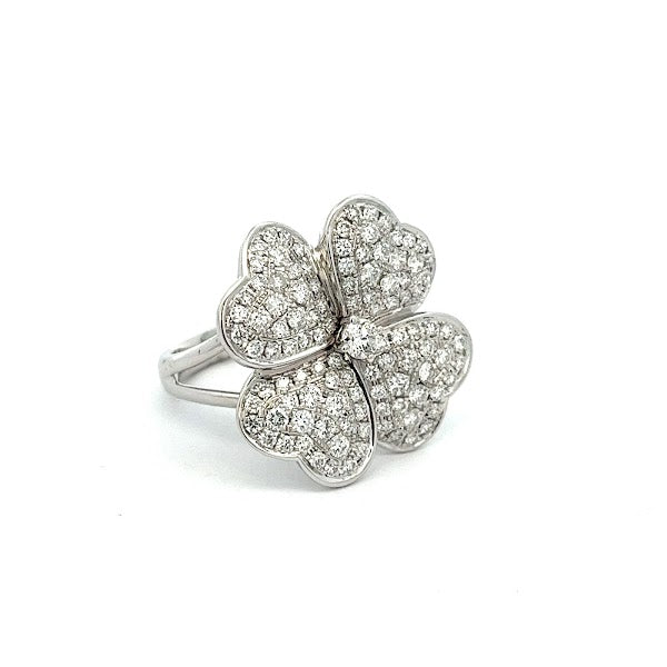 18K WHITE GOLD FLOWER RING WITH DIAMONDS