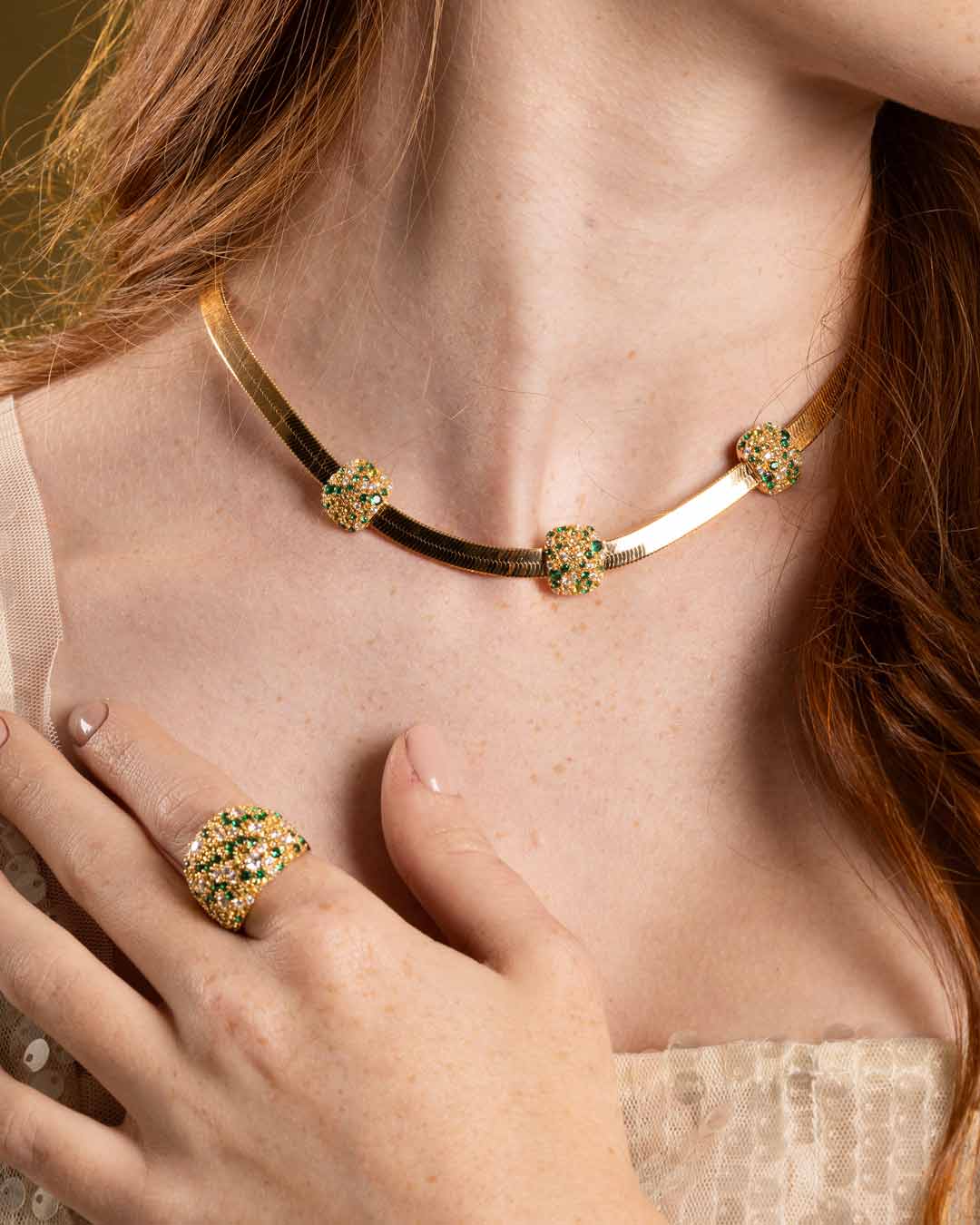 TRIPLE BAR CLUSTER GREEN CRYSTALS NECKLACE IN 925 GOLD PLATED