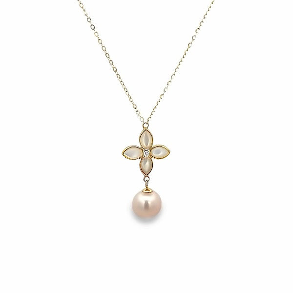 18K GOLD FLOWER NECKLACE WITH MOTHER OF PEARL