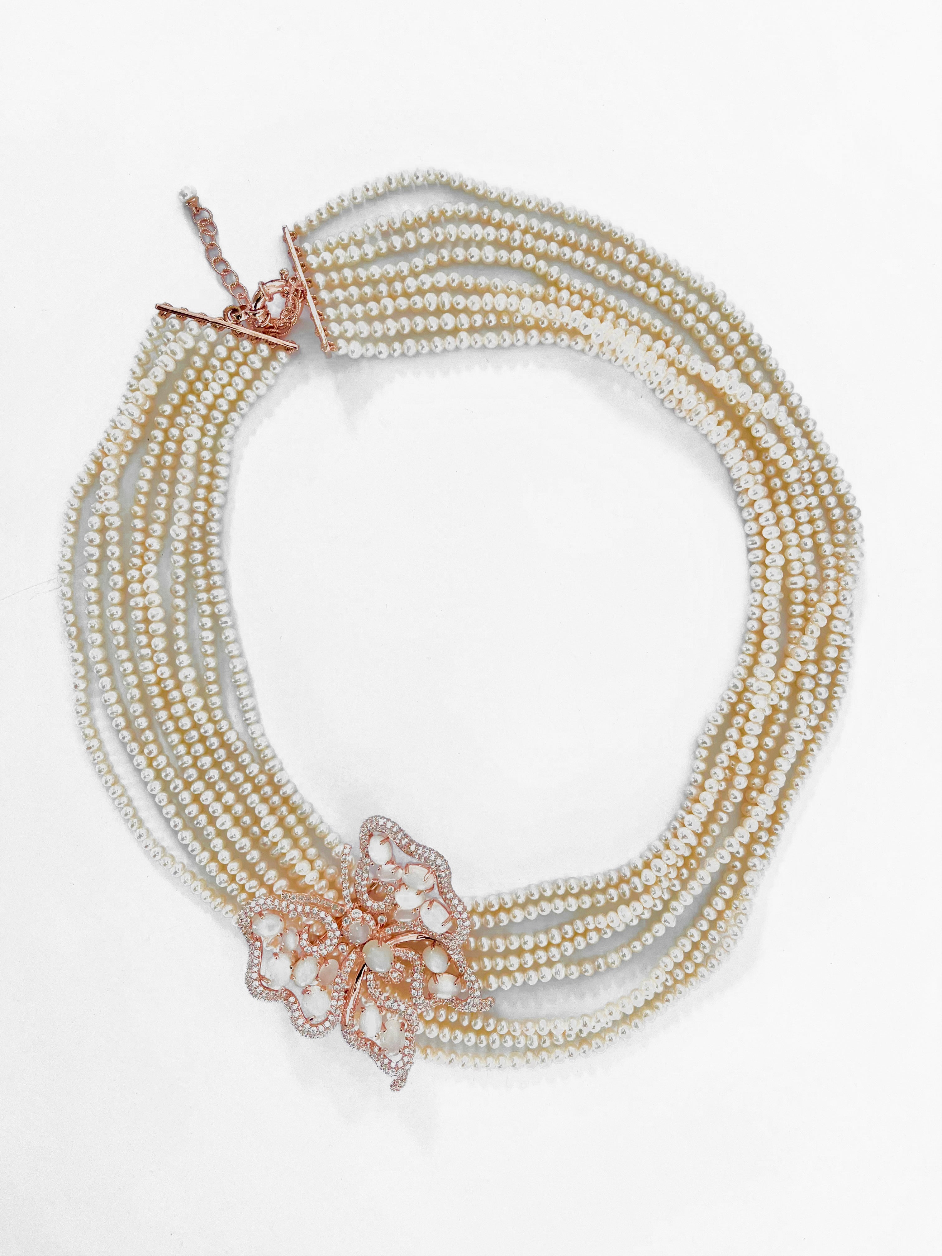 NECKLACE SILVER CENTER MOON STONE WHITE CZ