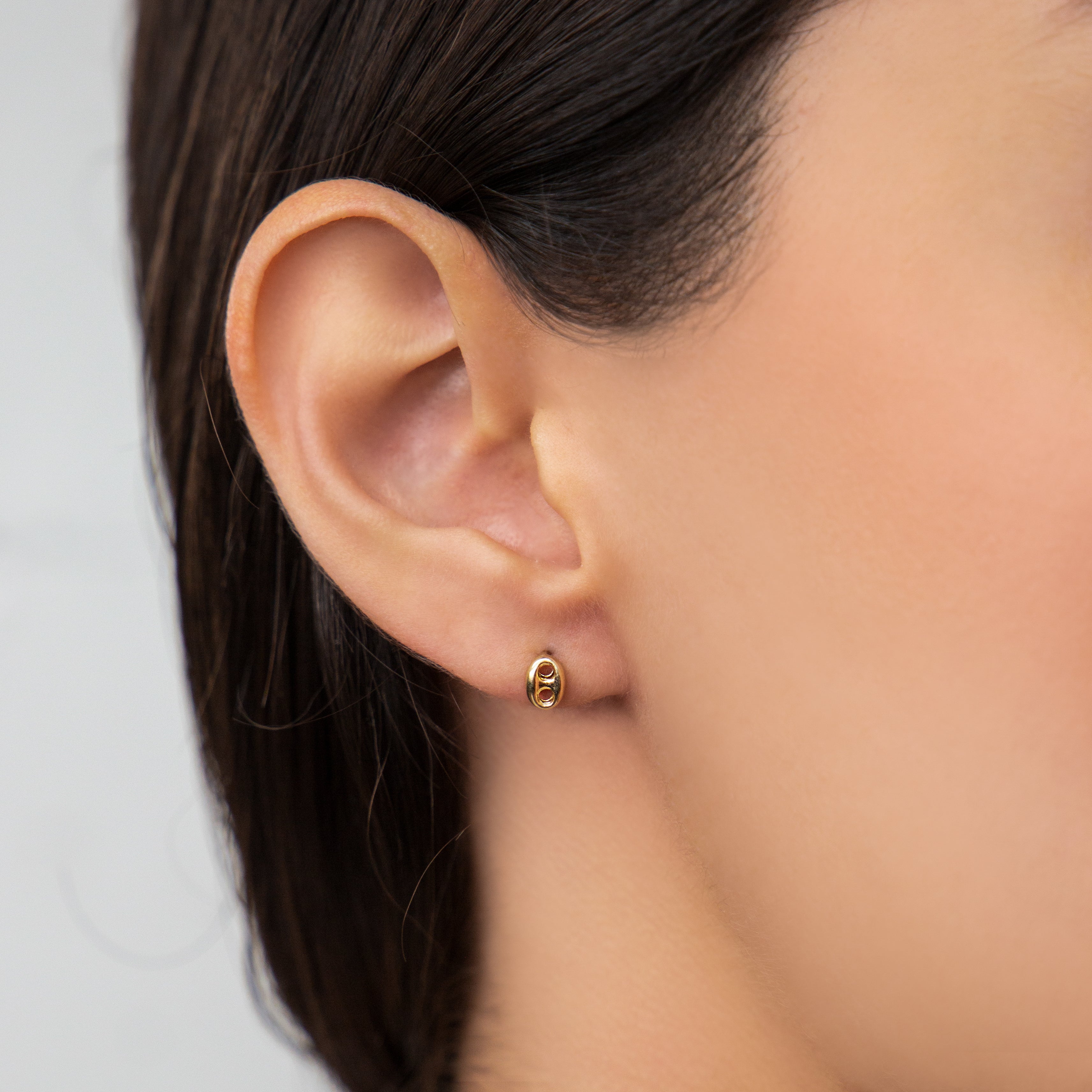 ARETES DE DE BOTON EN ORO AMARILLO 14K