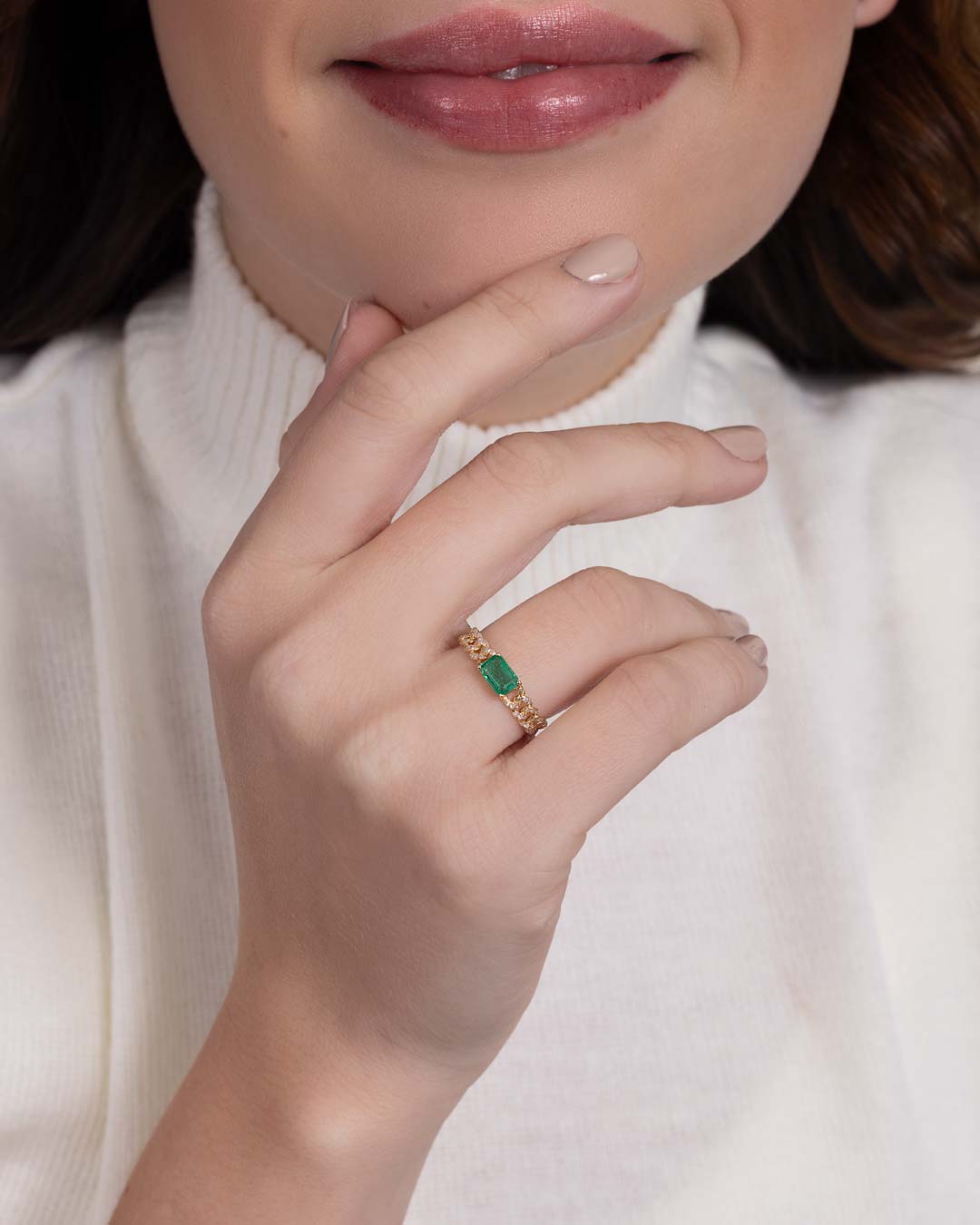14K GOLD EMERALD CHAIN RING