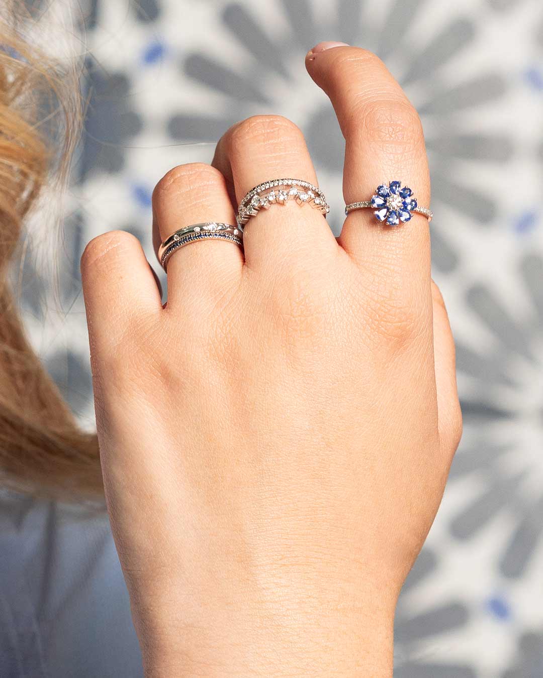 18K WHITE GOLD FLOWER PEAR CUT RING WITH BLUE SAPPHIRE