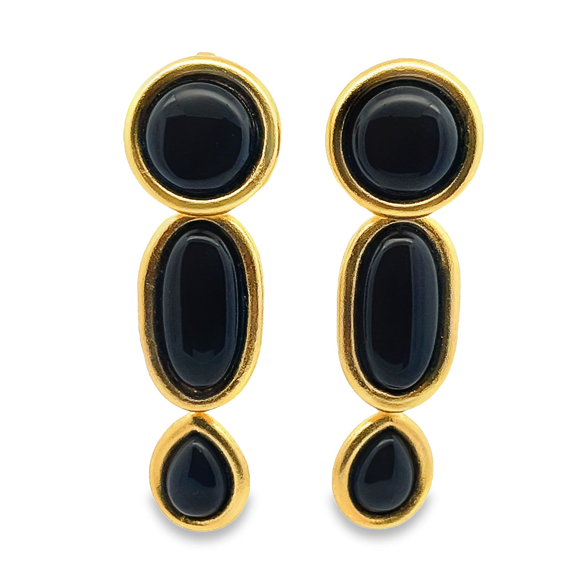 LUTHANA EARRINGS WITH BLACK STONE SET IN GOLDEN METAL
