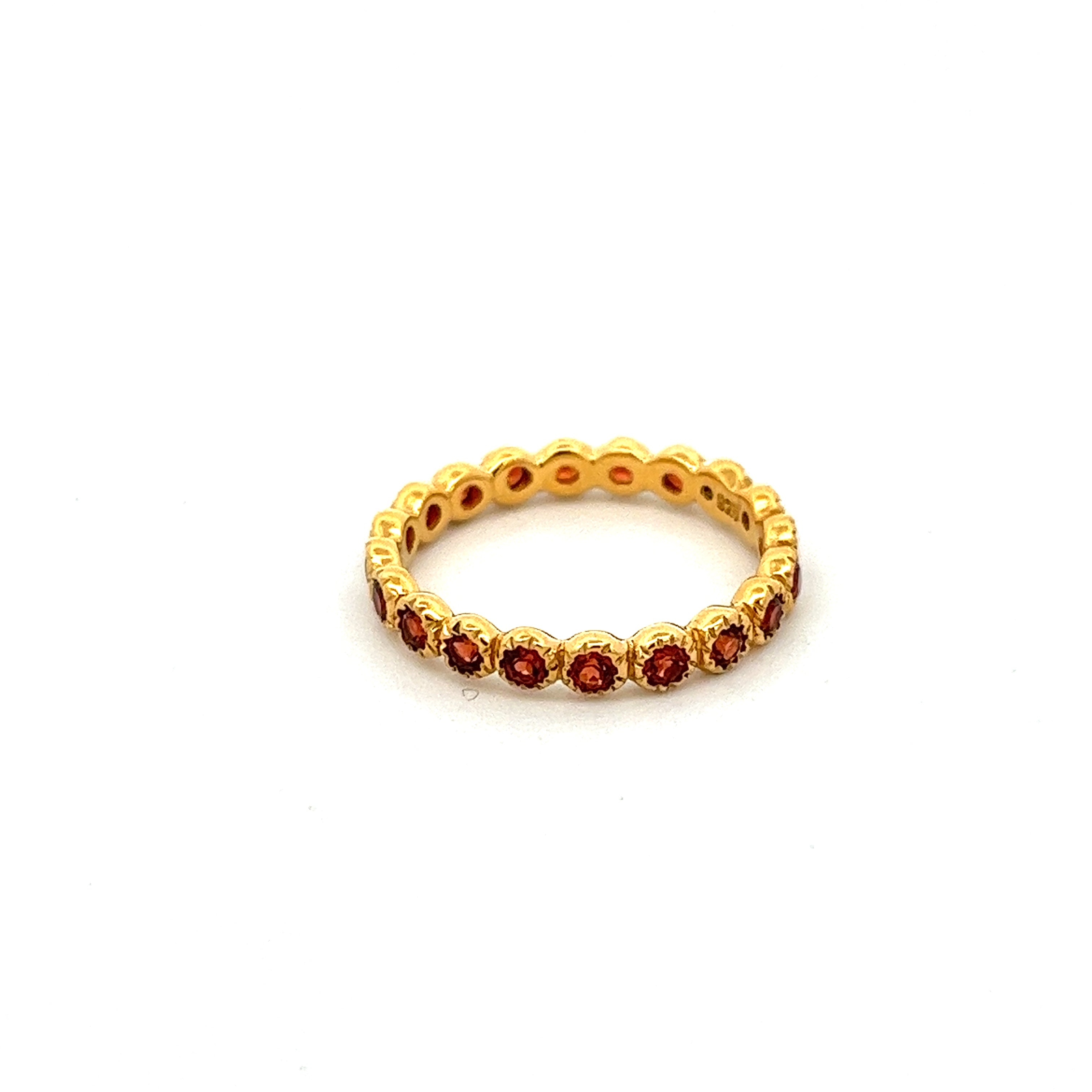 GARNET INFINITY ROUND RING