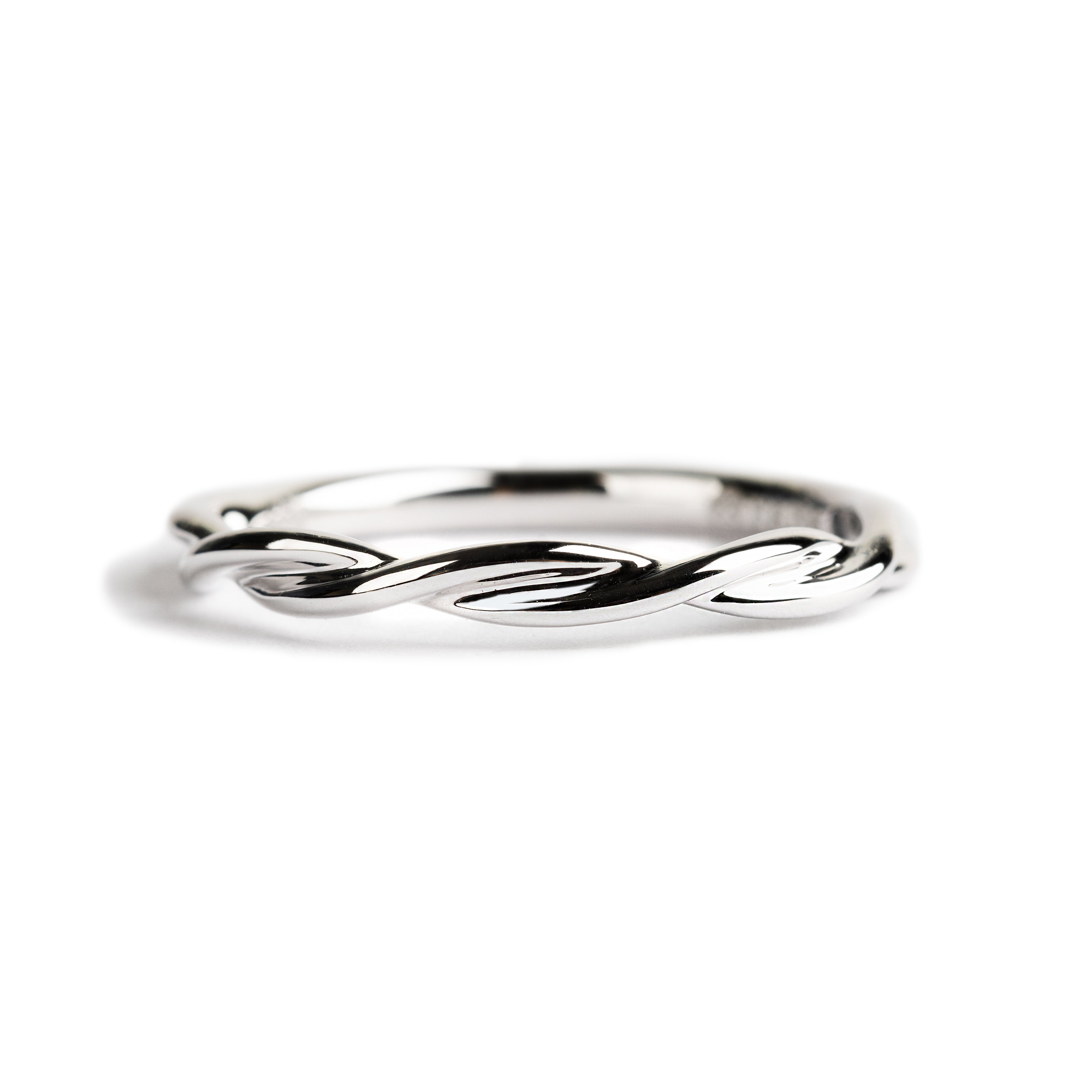 OVERLAPPED WEDDING BAND SET IN 14K WHITE GOLD