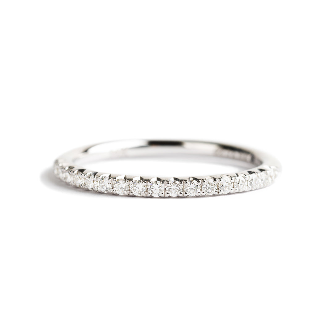 DIAMOND WEDDING BAND SET IN 14K WHITE GOLD