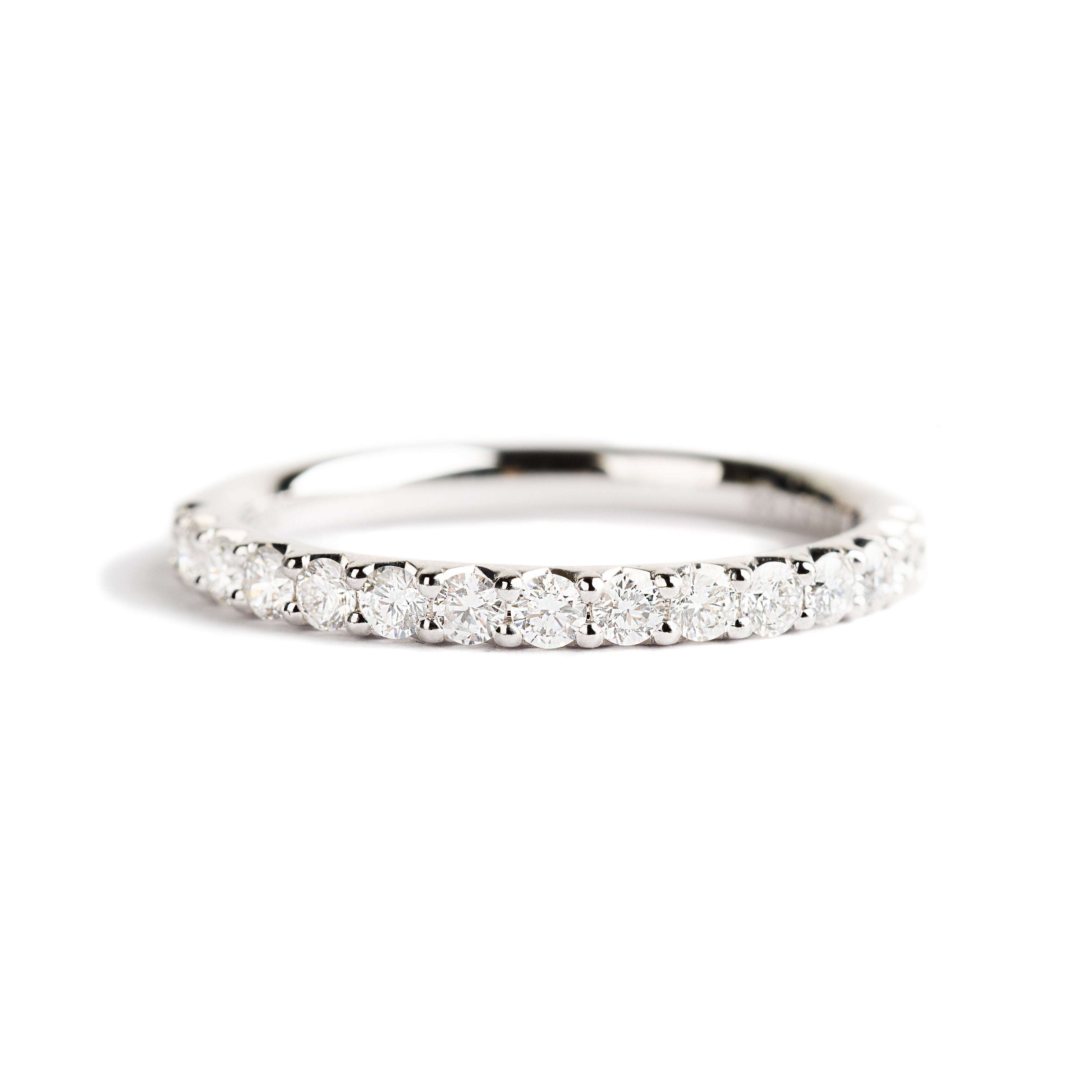 DIAMOND WEDDING BAND SET IN 14K WHITE GOLD