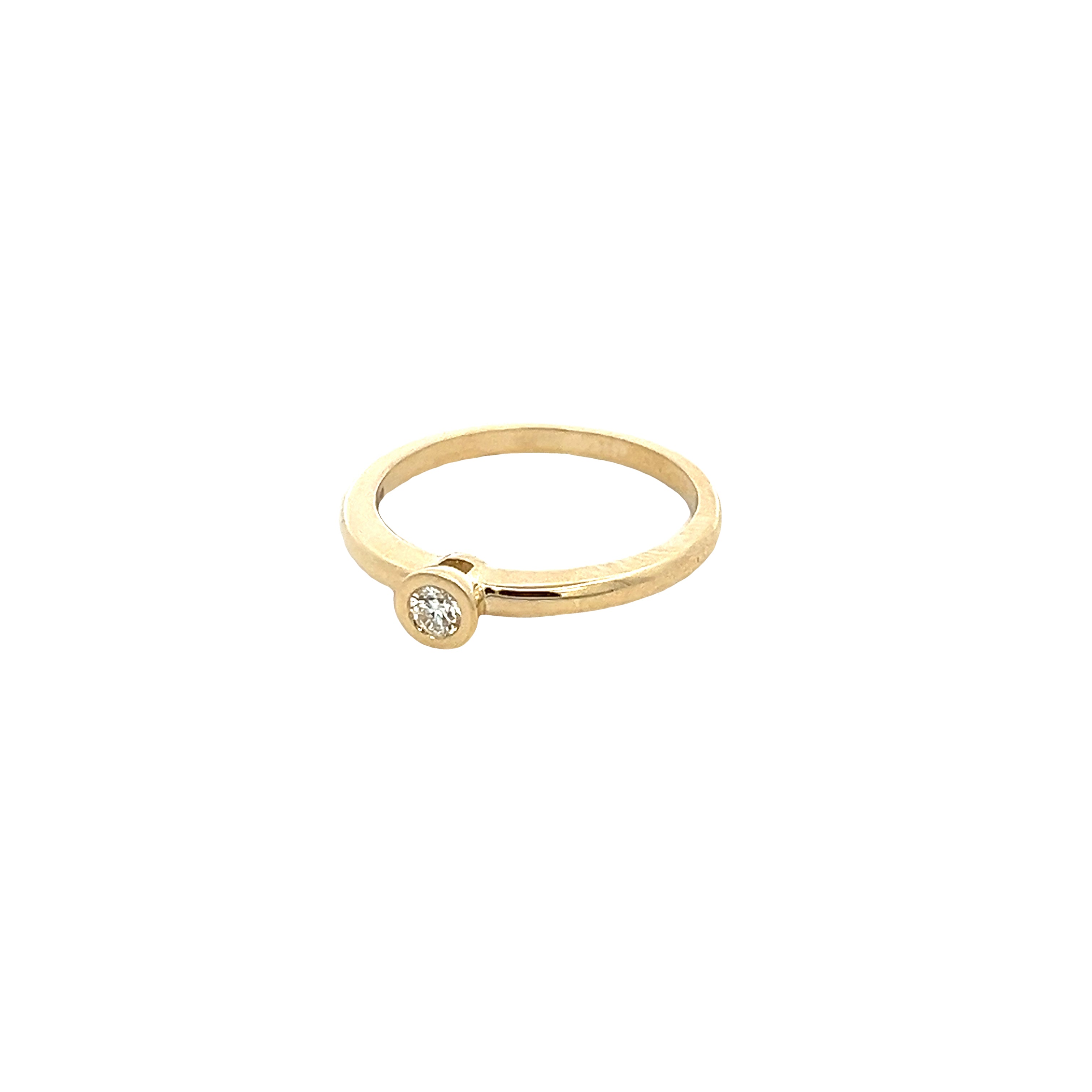 DIAMOND SOLITARIE RING SET IN 14K YELLOW GOLD