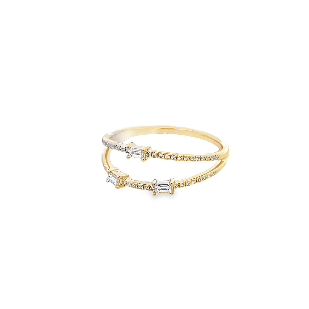 14K GOLD ROW WITH BAGUETTE DIAMOND RING