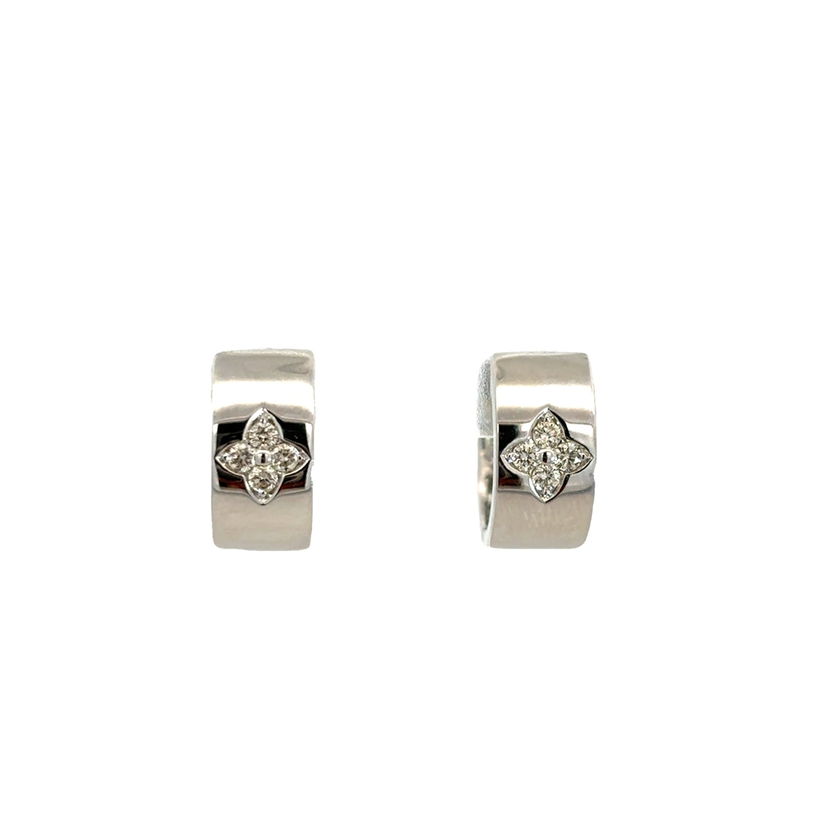 DIAMOND CLOVER ON CLASSIC HUGGIES SET IN 14K WHITE GOLD