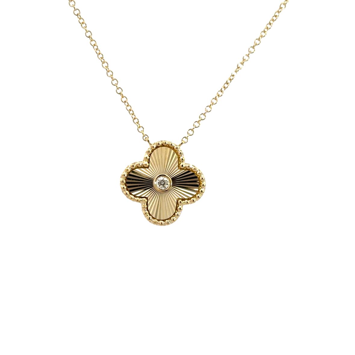 CLOVER WITH DIAMOND ACCENT NECKLACE SET IN 14K YELLOW GOLD