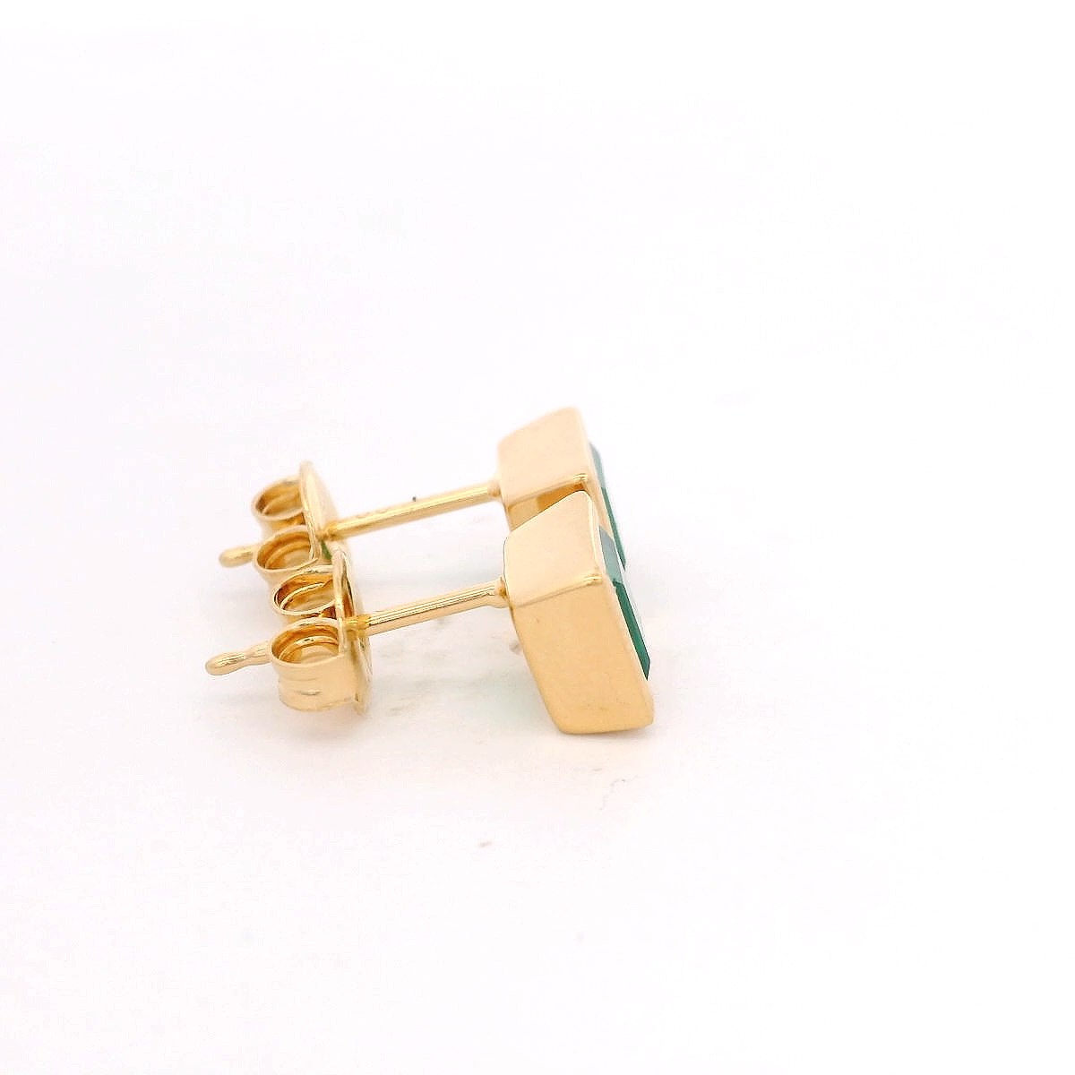 925YG SQUARE BEZEL ONYX GREEN STUD EARRINGS