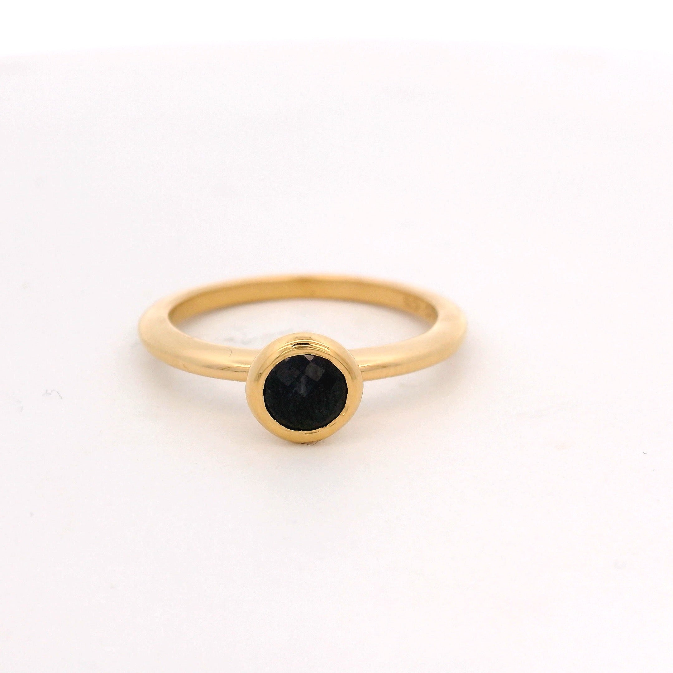 925YG BEZEL SAPPHIRE GLASS FILLED RING T6.5
