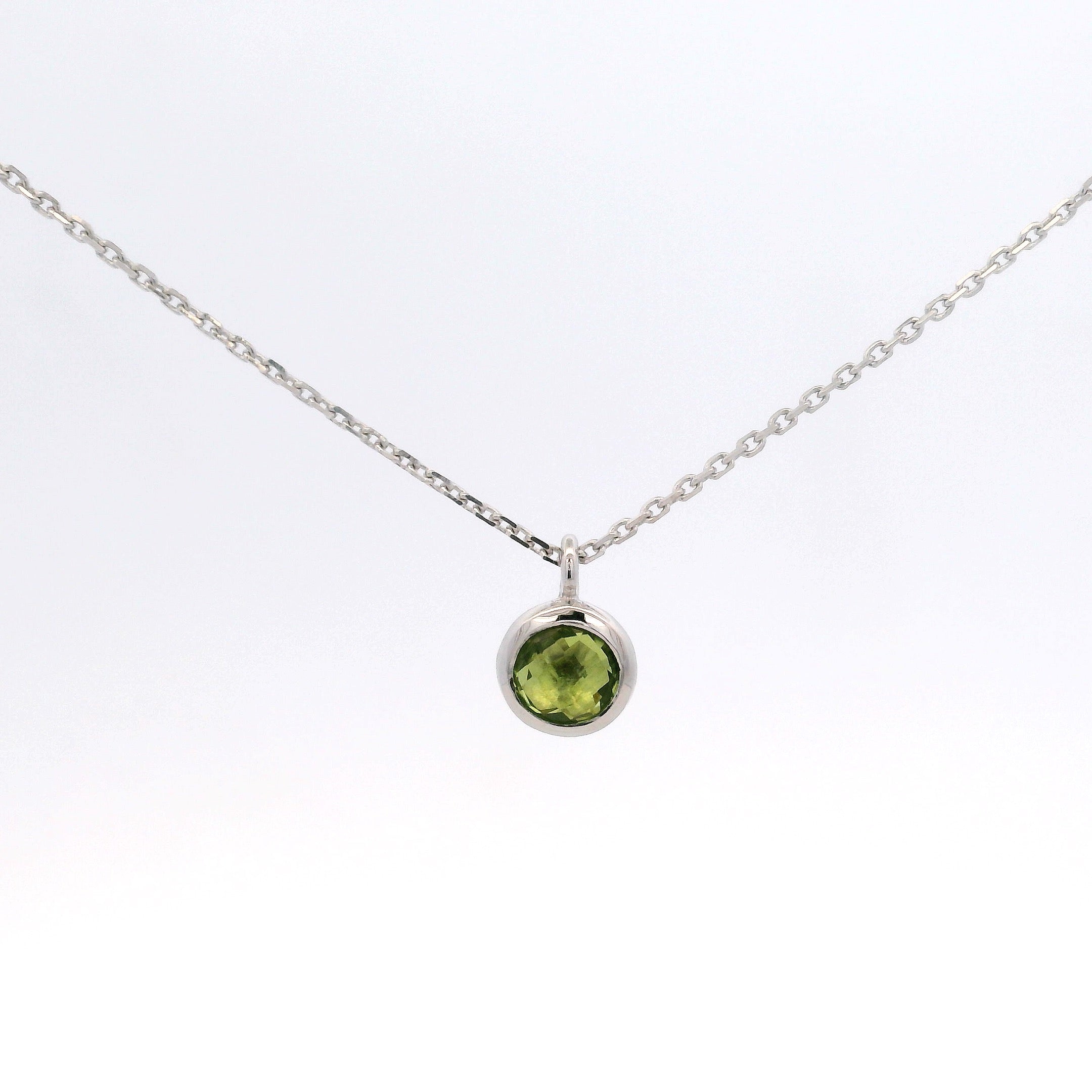 925SL BEZEL PERIDOT SOLITARY NECKLACE