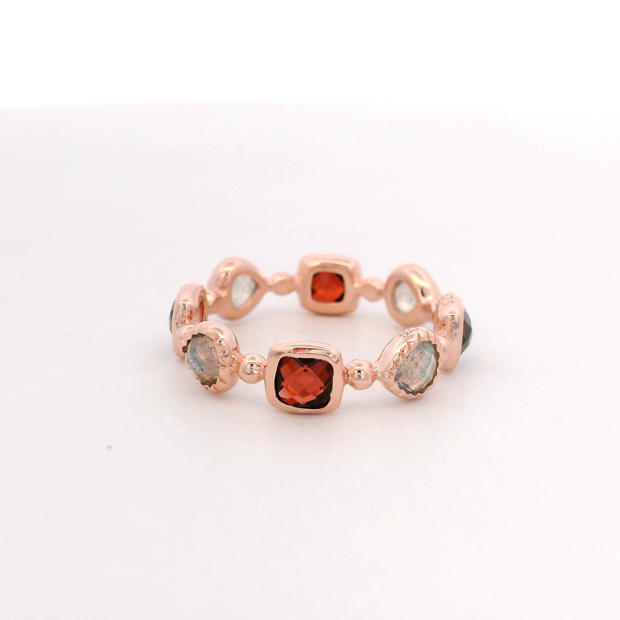 925RG STATION GARNET AND LABRADORITE RING T6.5