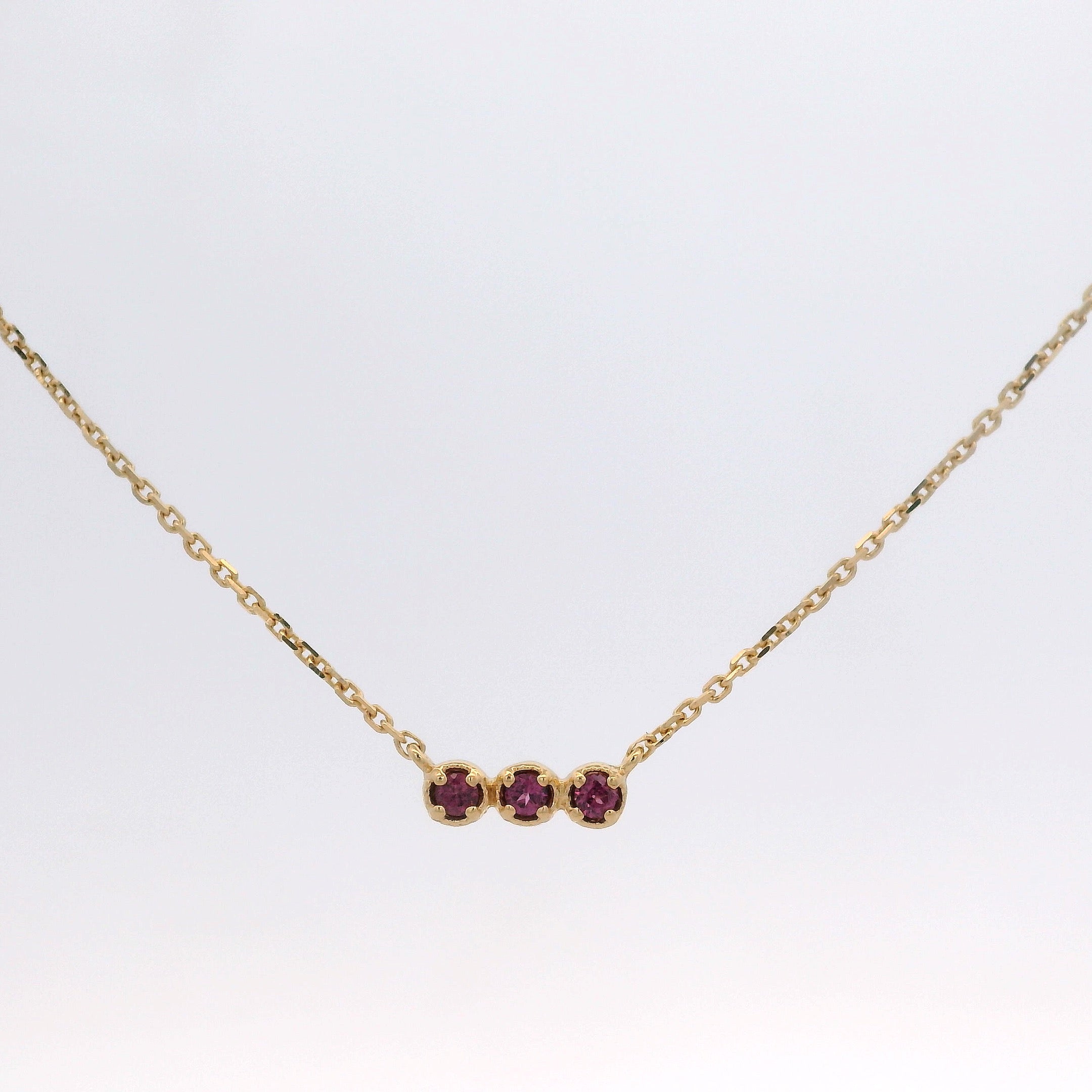 925YG BAR MINI 3 STONE RHODOLITE GARNET NECKLACE