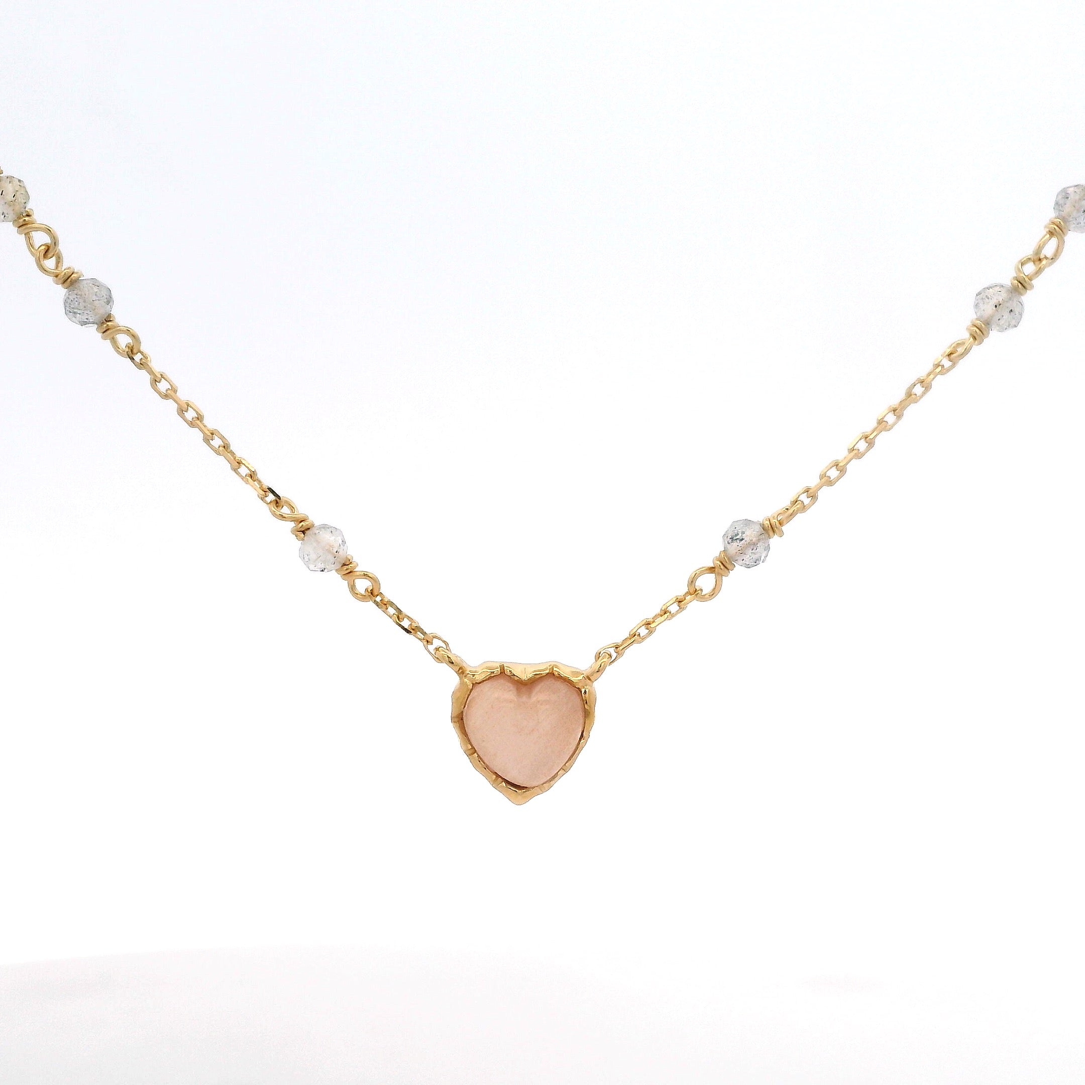 925YG BEZEL HEART MOOSTONE AND BEANDS LABRADORITE NECKLACE