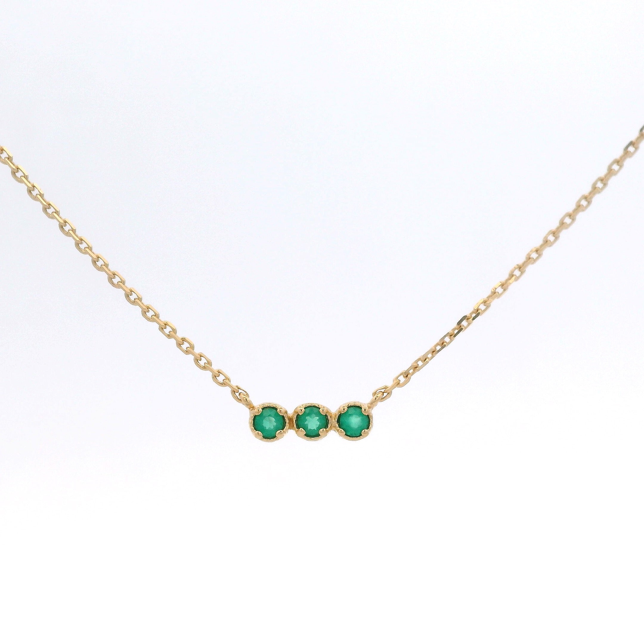 925YG BAR MINI 3 STONE ONYX GREEN NECKLACE