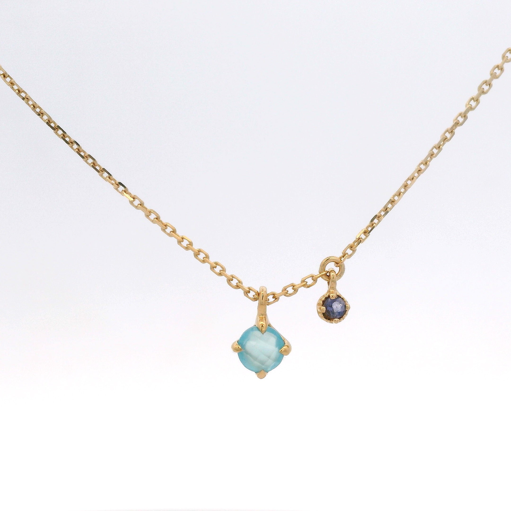 925YG DROP CHALCEDONY AND MINI BEZEL IOLITE NECKLACE