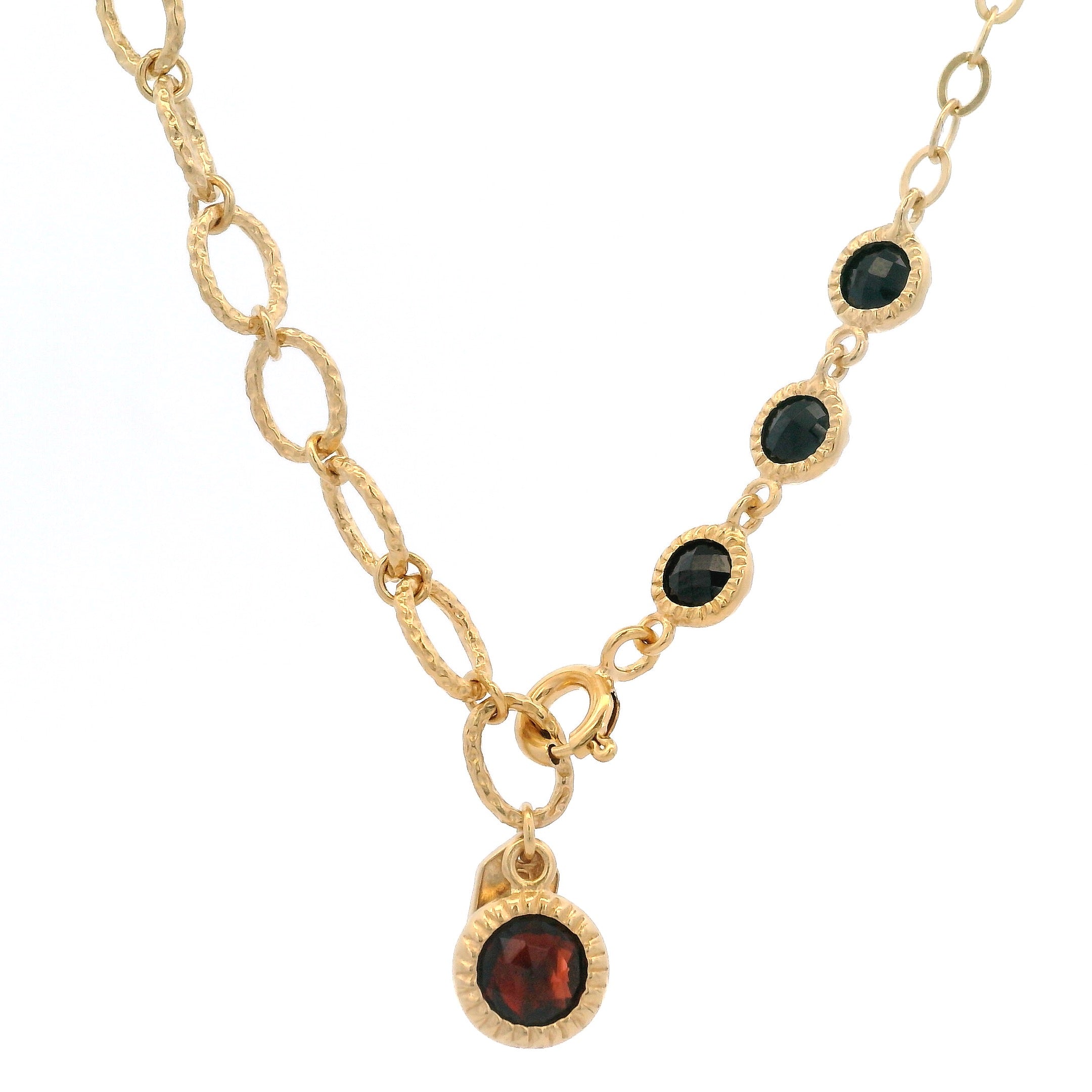 925YG THREE STONE SPINEL BLACK WITH GARNET NECKLACE