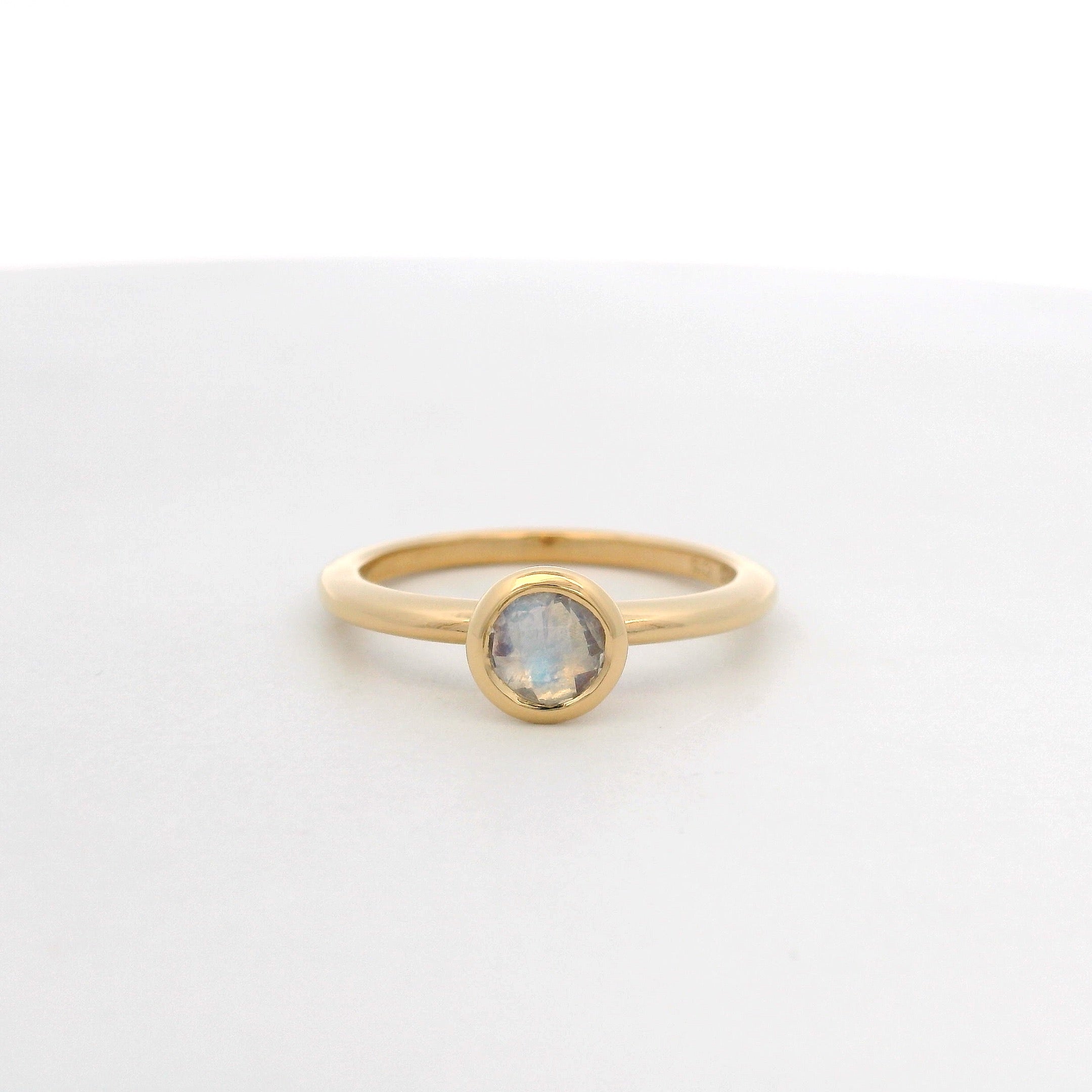 925YG BEZEL MOOSTONE SOLITARY RING T6.5