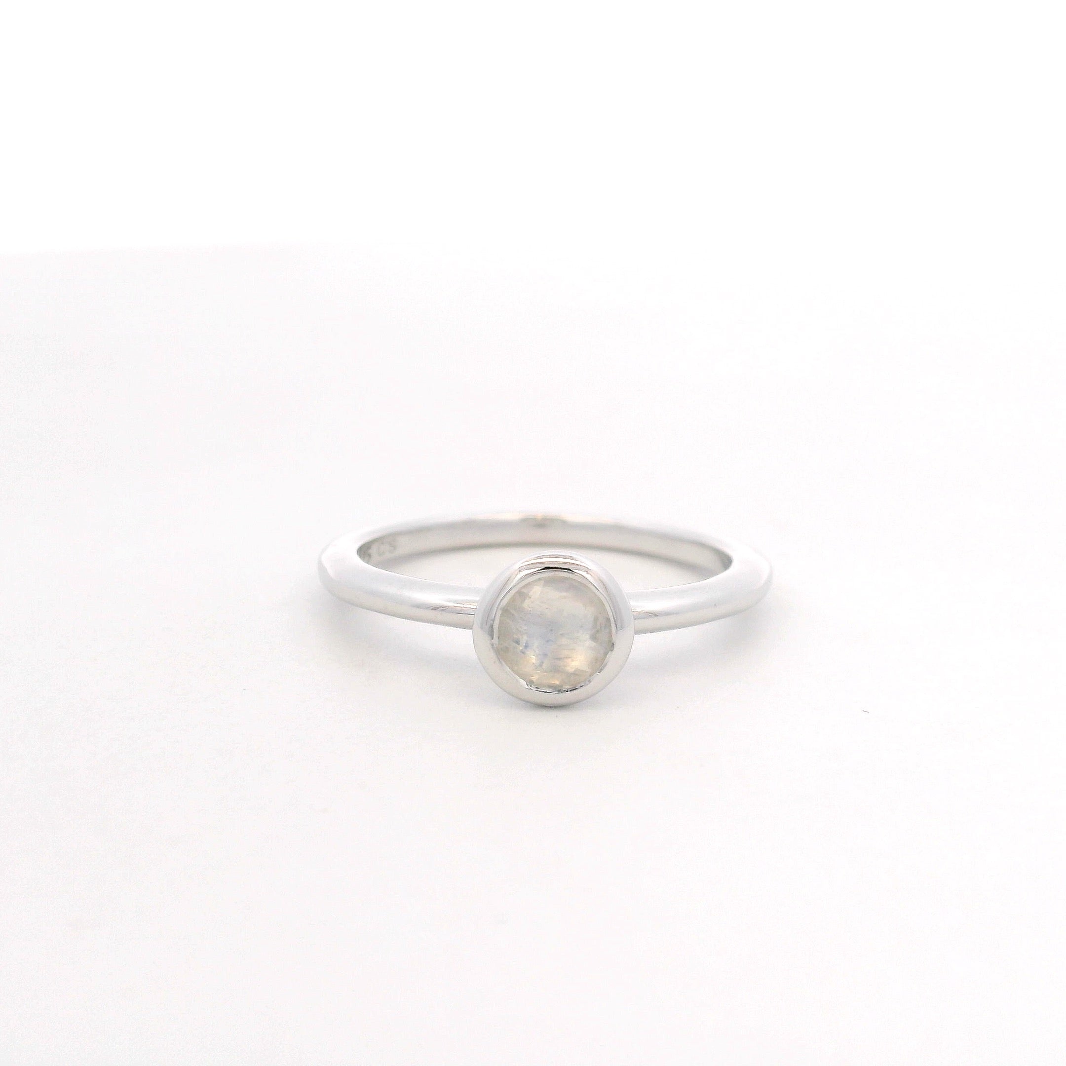 925SL BEZEL MOOSTONE SOLITARY RING T6.5