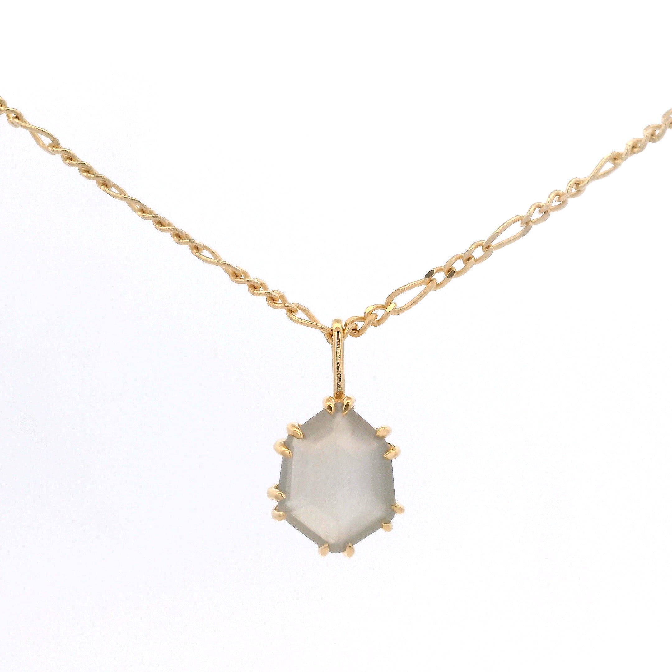 925YG HEXAGONAL MOOSTONE GRAY NECKLACE