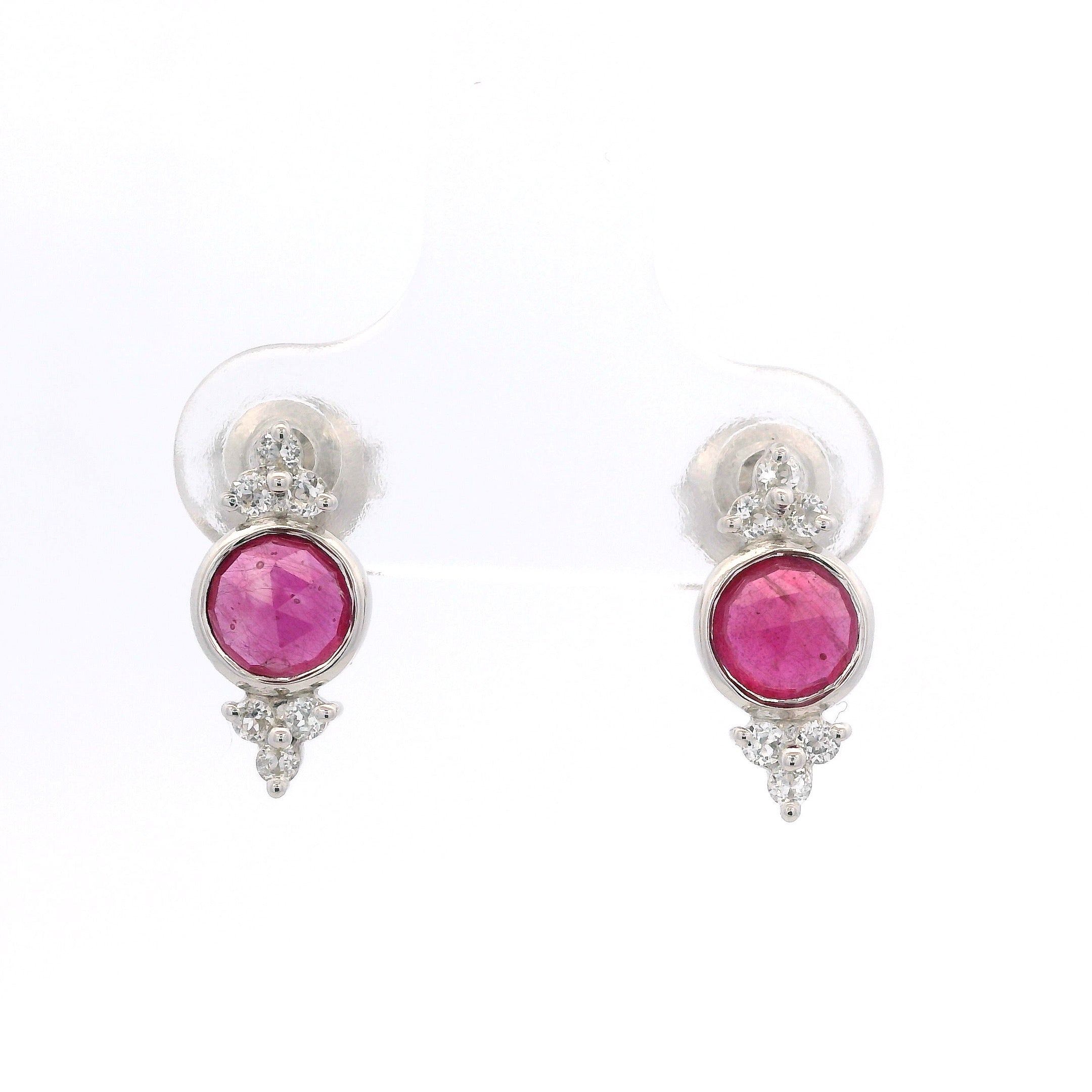 925SL BEZEL RUBY GLASS FILLED WITH POINTS TOPAZ WHITE EARRINGS
