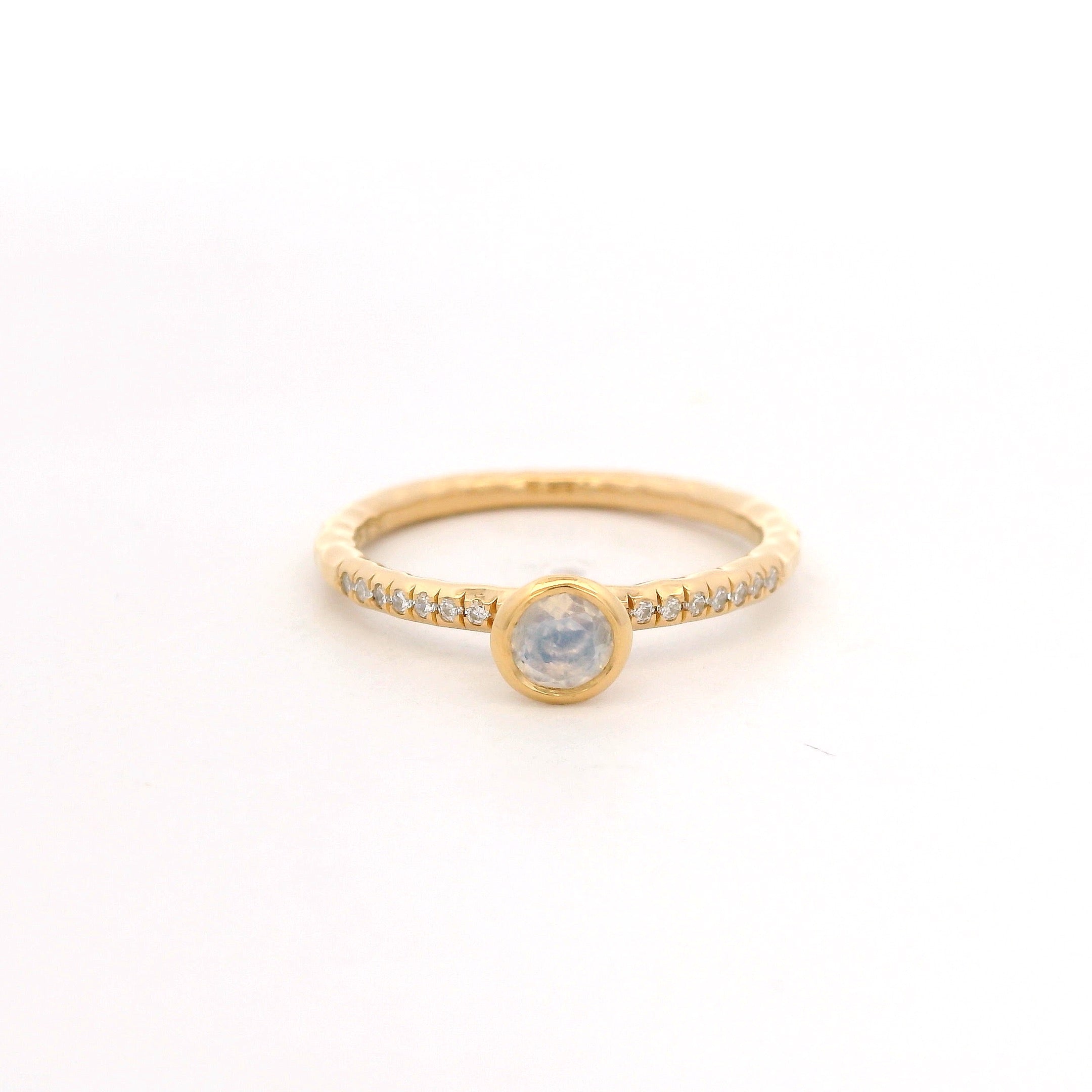 925YG BEZEL MOOSTONE SOLITARY RING T6.5