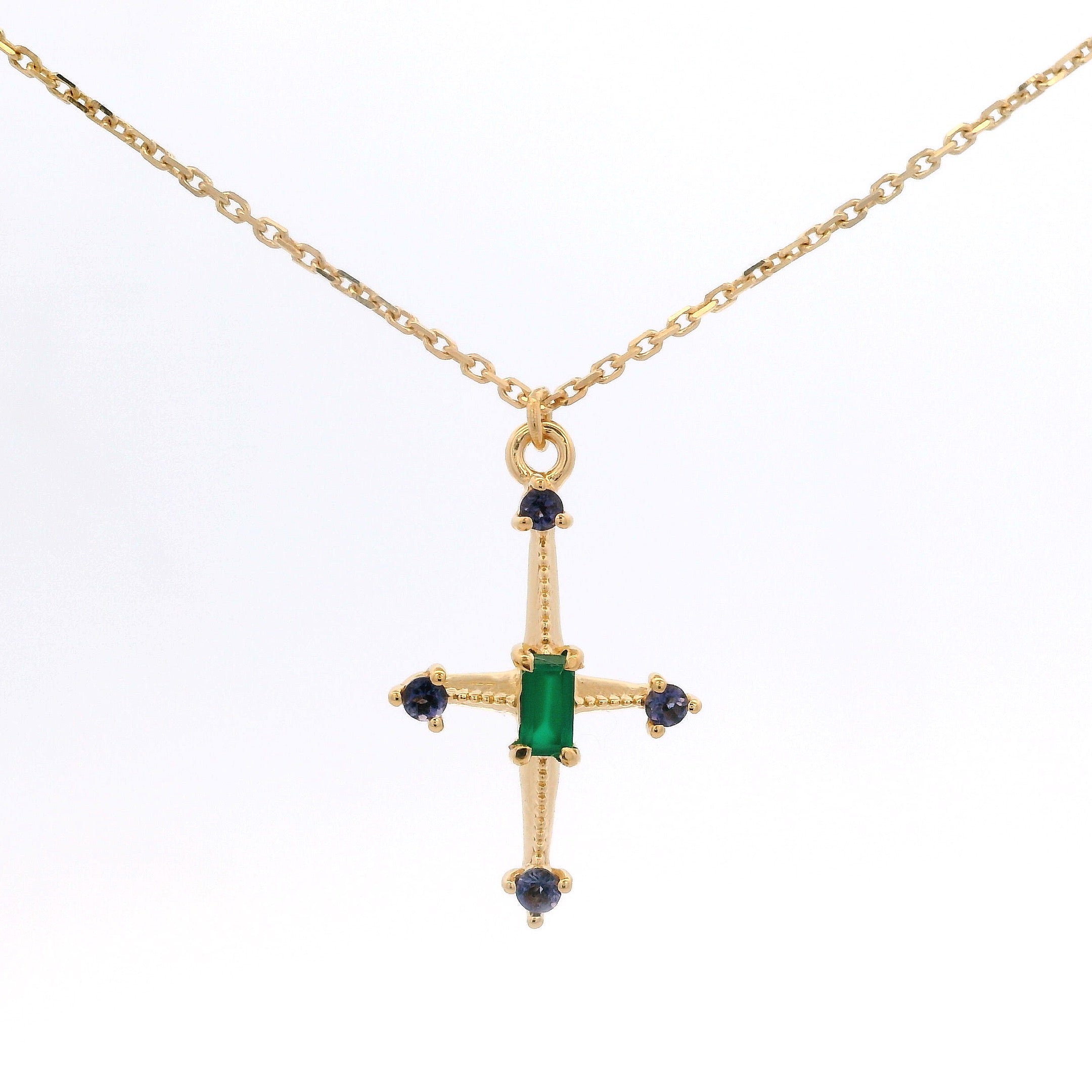 925YG RECTAGLE ONYX GREEN POINTS IOLITE NECKLACE