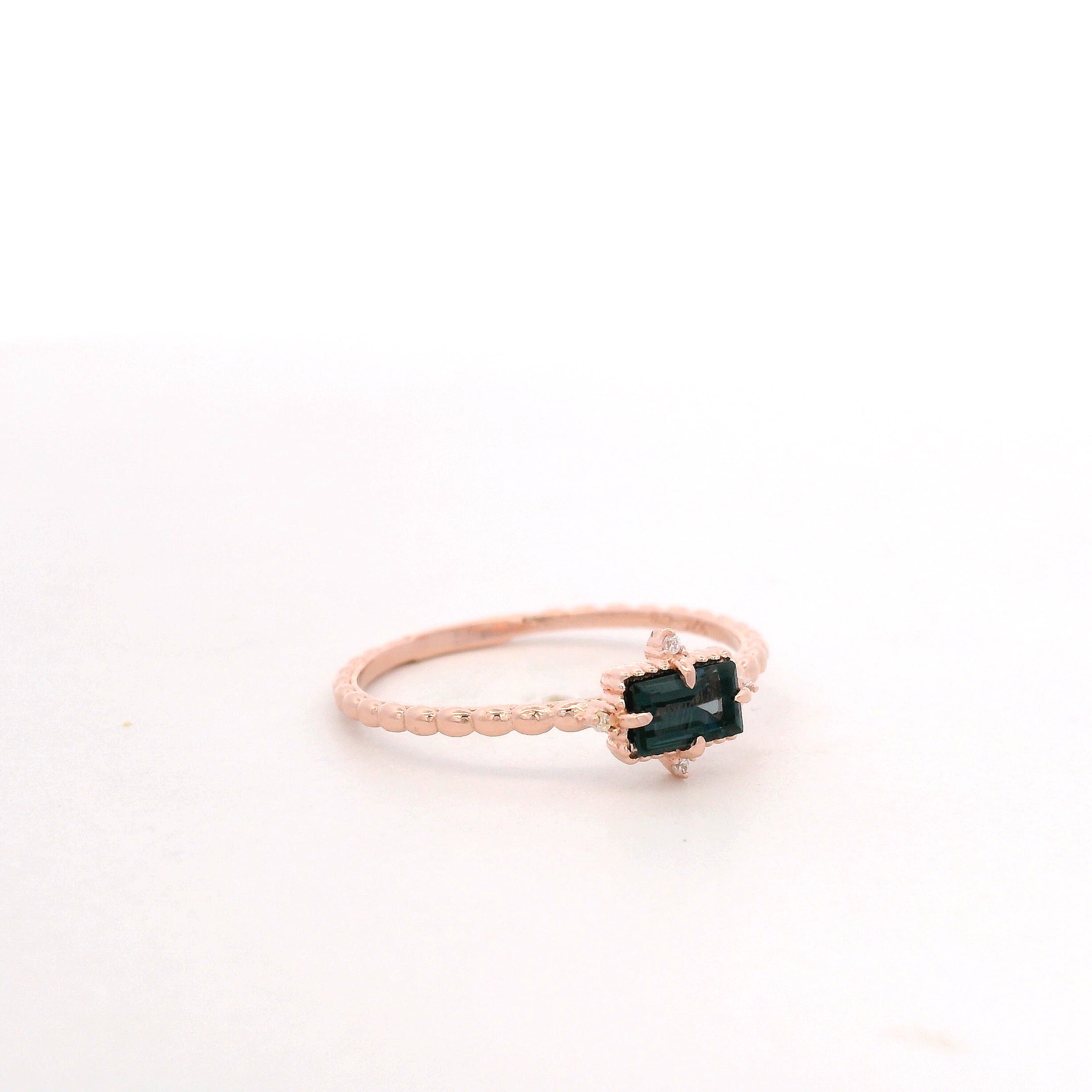 925RG RECTAGLE TOPAZ BLUE POINTS CZ RING T6.5