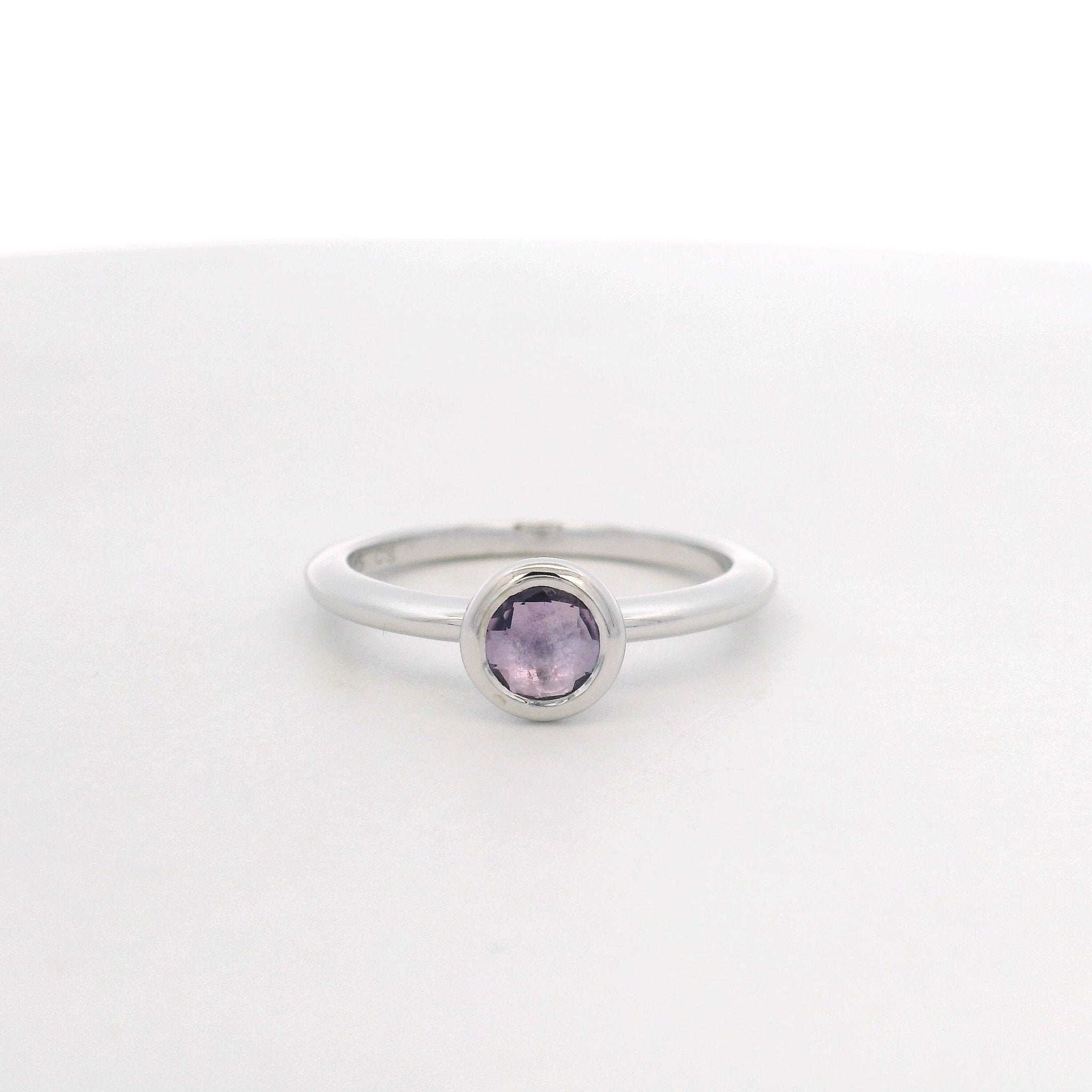 925SL BEZEL AMETHYST SOLITARY RING T6.5 - C'SANTOS