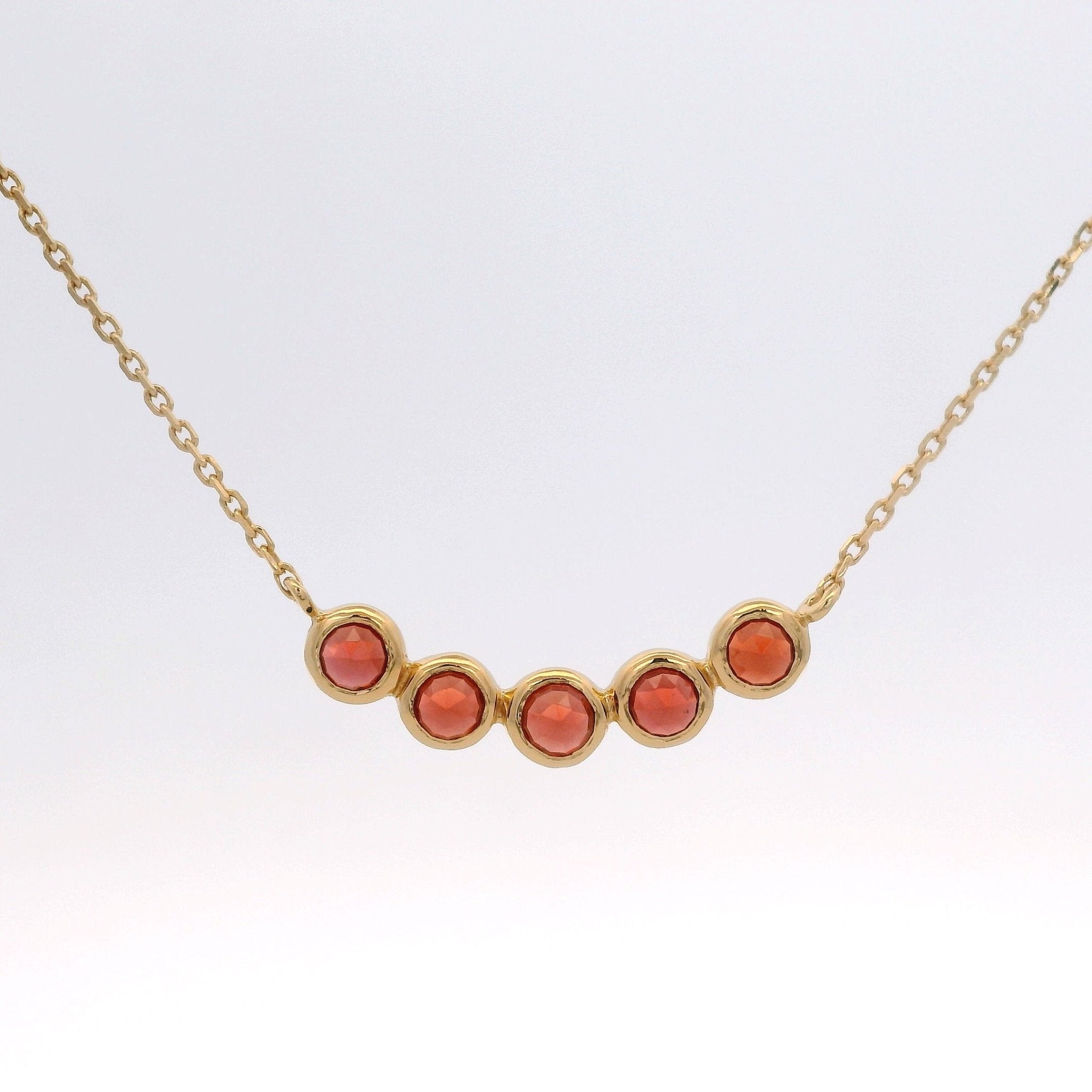 925YG BAR CURV 5 STONE BEZEL GARNET NECKLACE - C'SANTOS