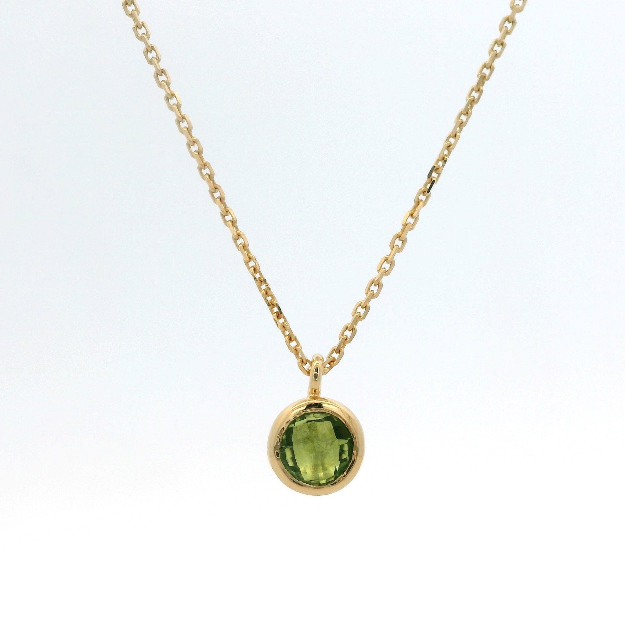 925YG BEZEL PERIDOT SOLITARY NECKLACE - C'SANTOS