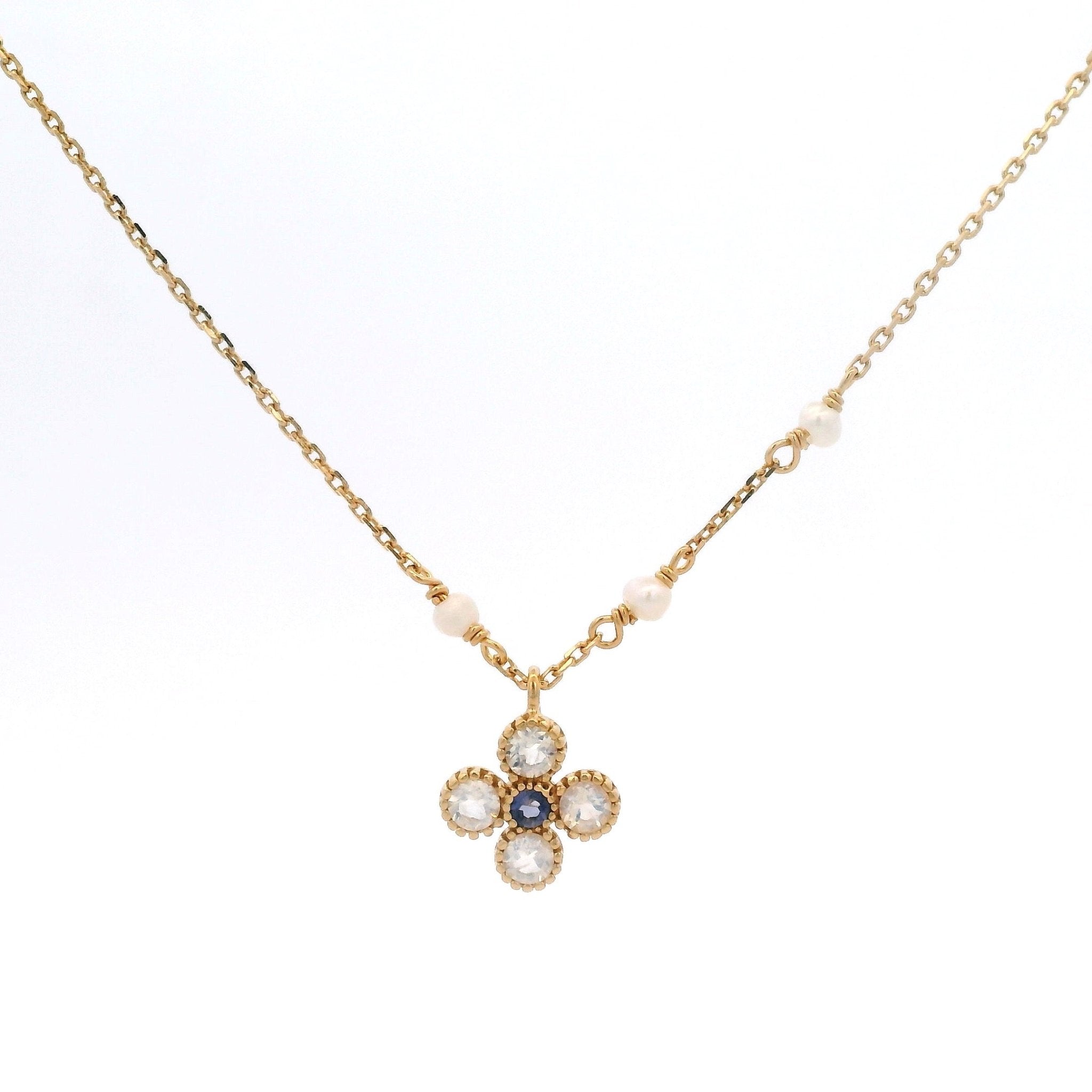 925YG CLOVER MOONSTONE AND PEARL NECKLACE - C'SANTOS