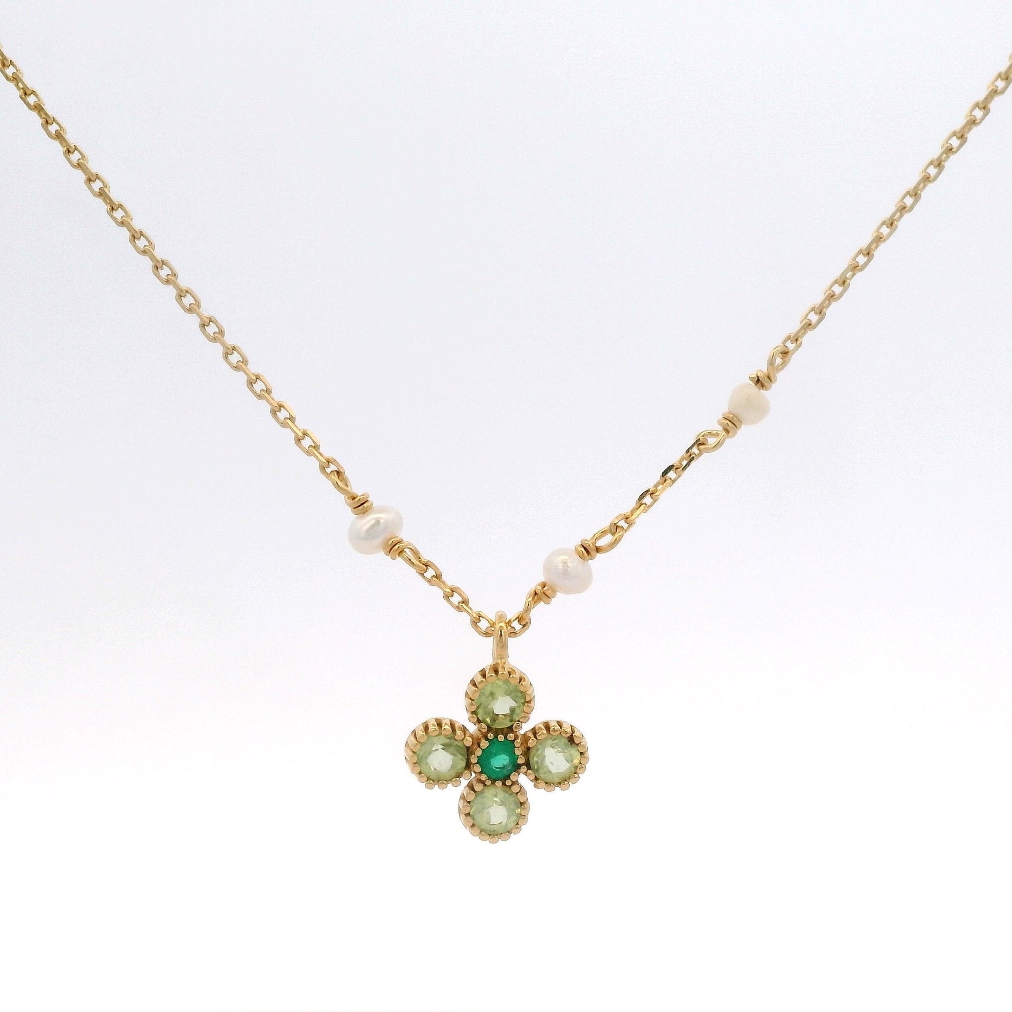 925YG CLOVER PERIDOT AND PEARL NECKLACE - C'SANTOS