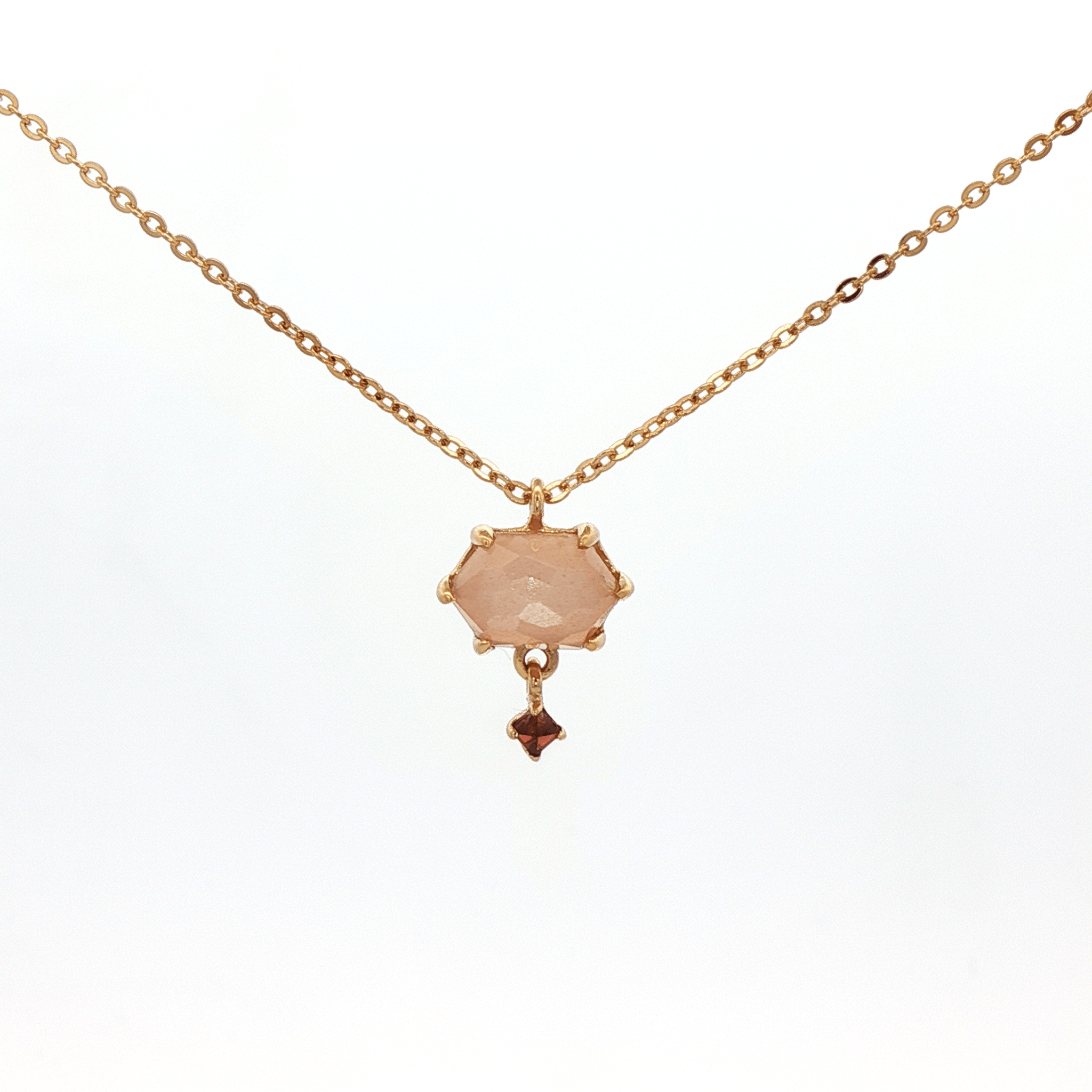 925YG HEXAGONAL MOOSTONE PEACH DROP GARNET NECKLACE - C'SANTOS