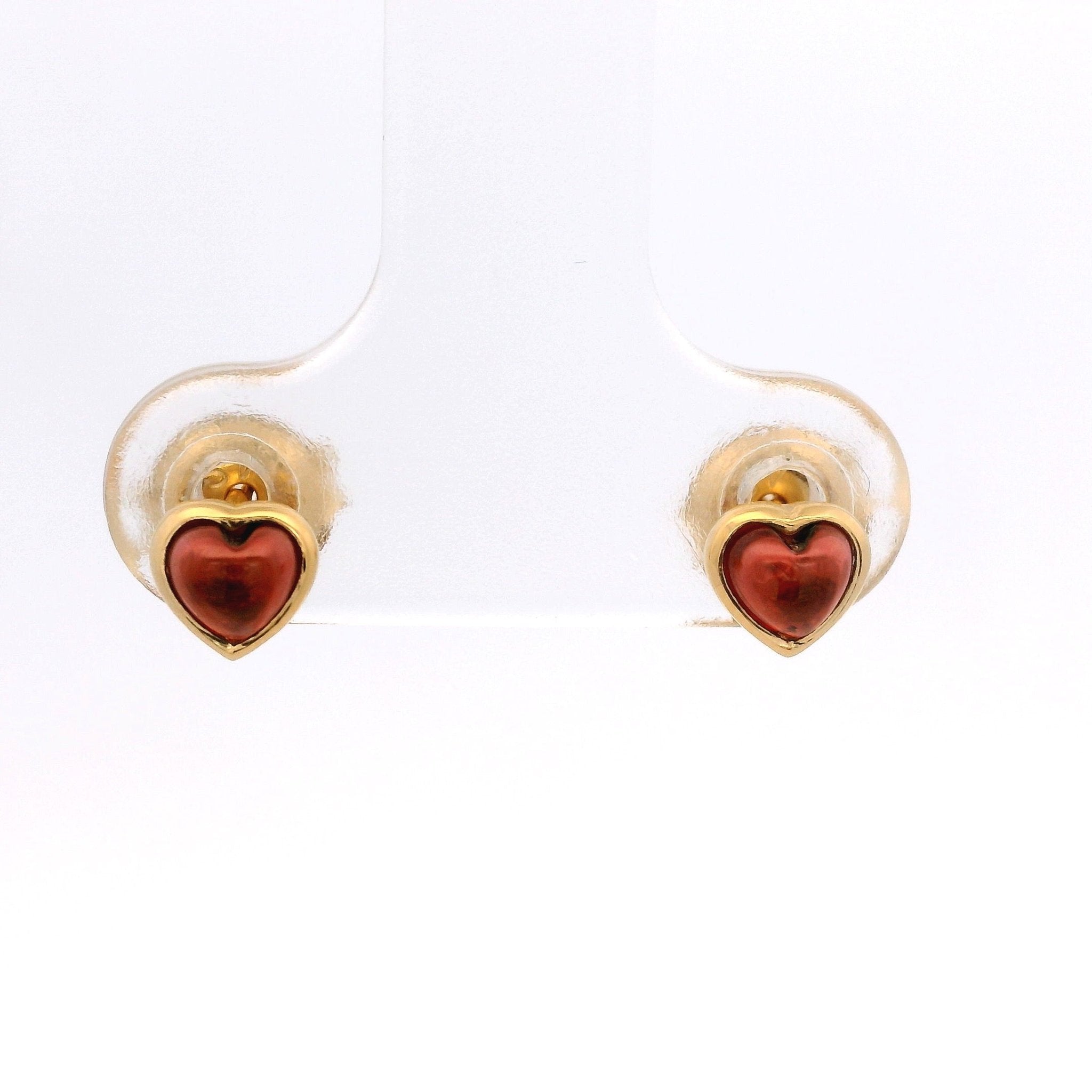 925YG MINI BEZEL HEART GARNET EARRINGS - C'SANTOS