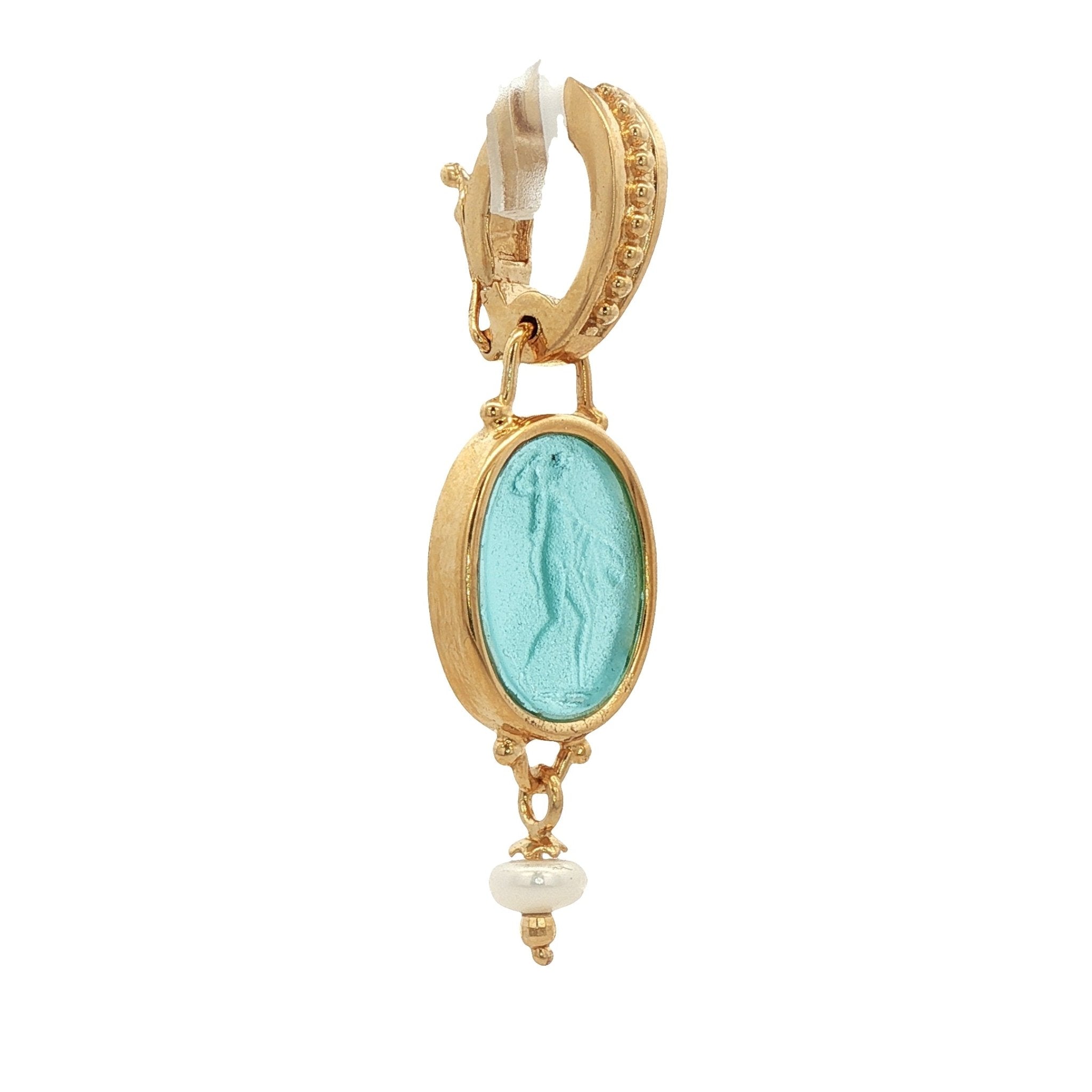 925YG MUSE WITH VASE SKY BLUE AND PEARL PENDANT - C'SANTOS