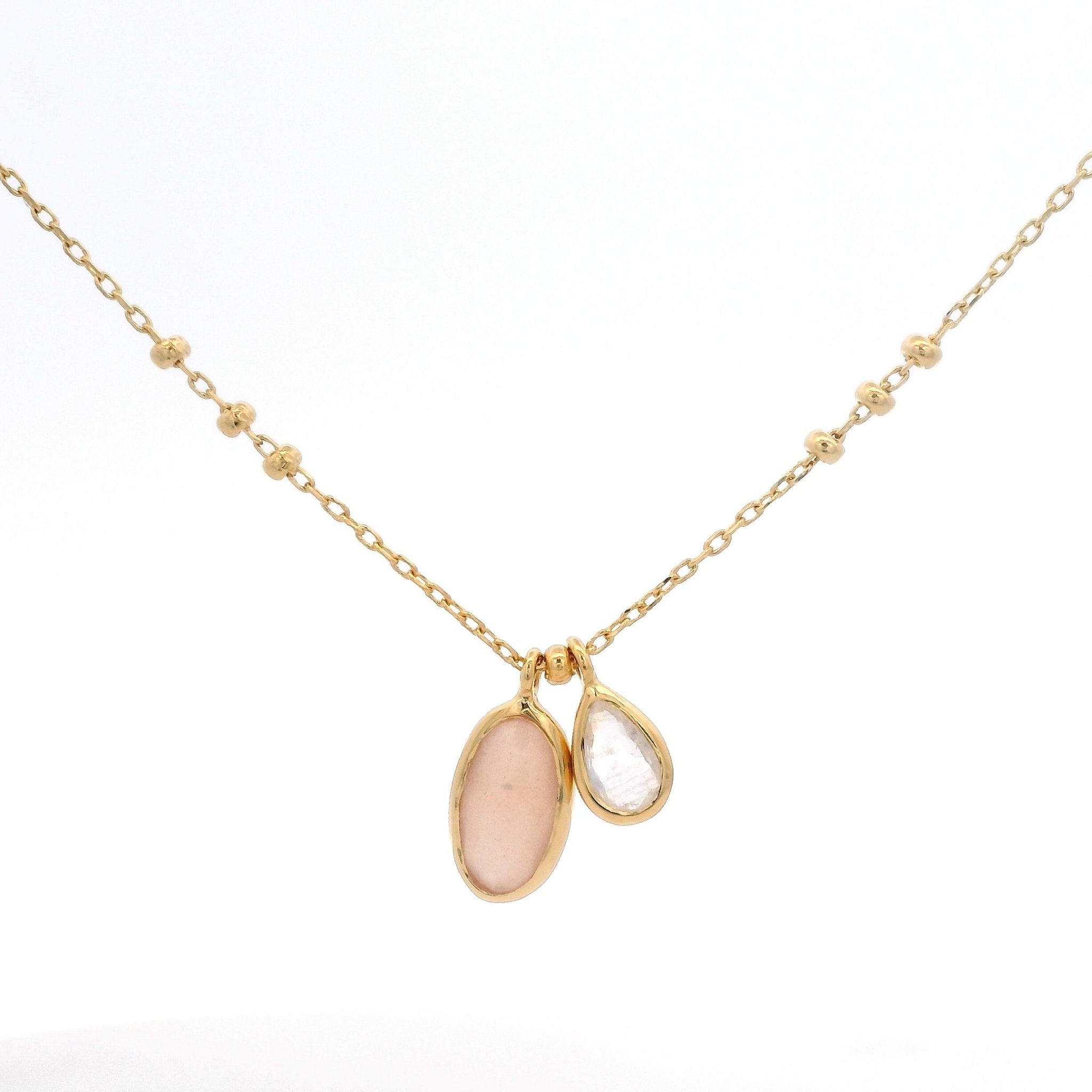 925YG OVAL LABRADORITE BLACK WITH GARNET NECKLACE - C'SANTOS