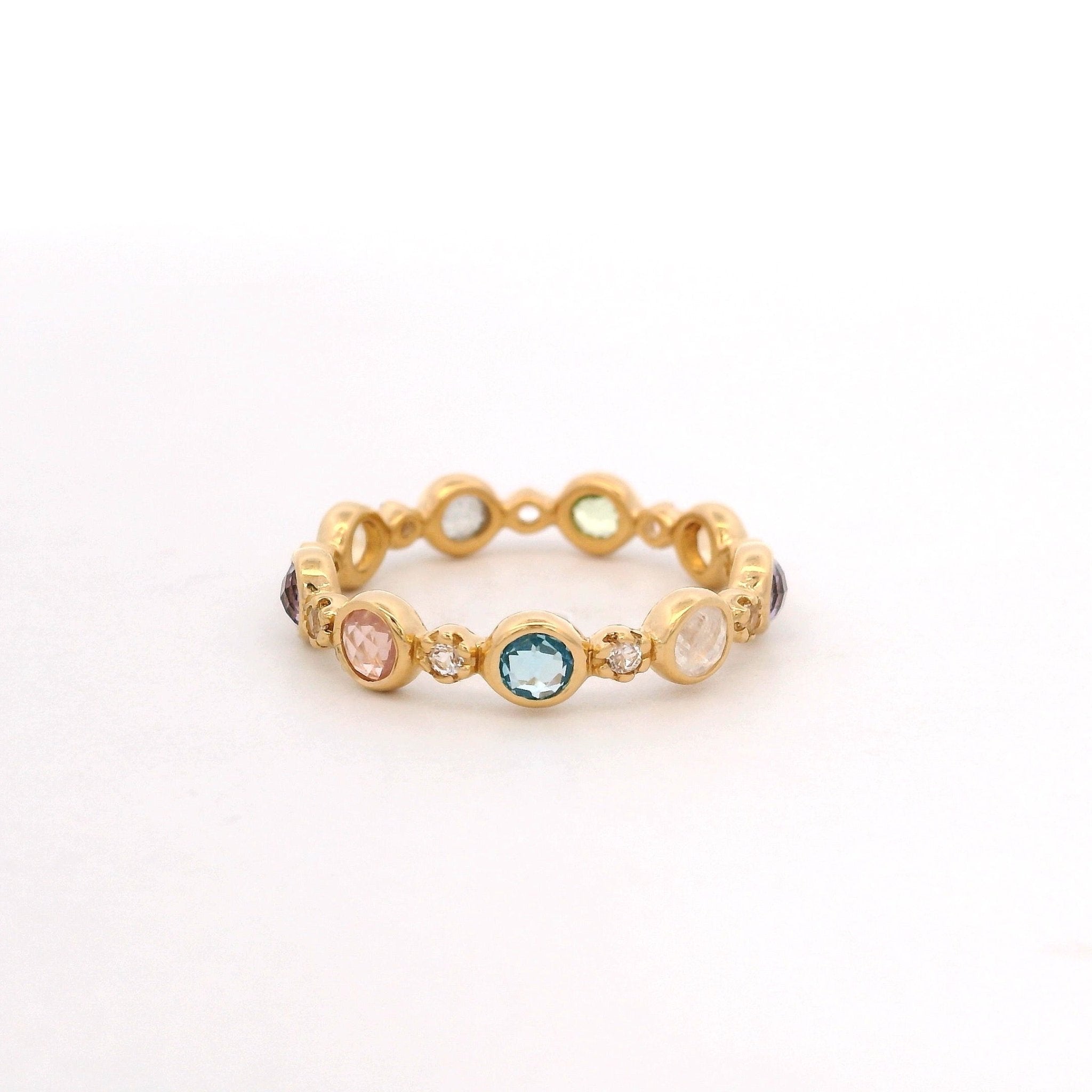 925YG STATION BEZEL MULTI STONE AND TOPAZ WHITE RING T6.5 - C'SANTOS